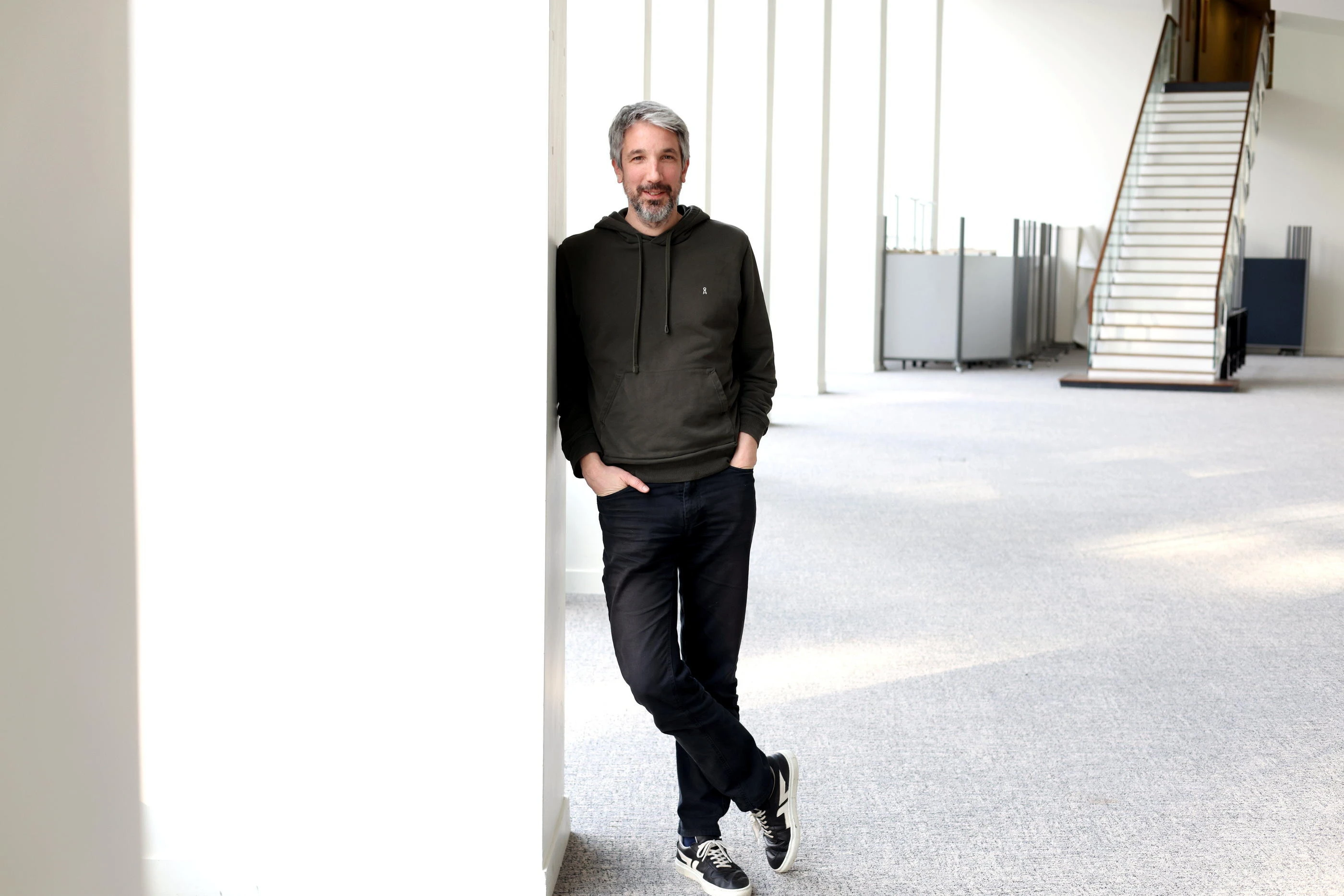 « Je suis à la recherche d’un nouveau boulot » : Guillaume Meurice débarque pendant la chronique d’Alex Vizorek sur RTL