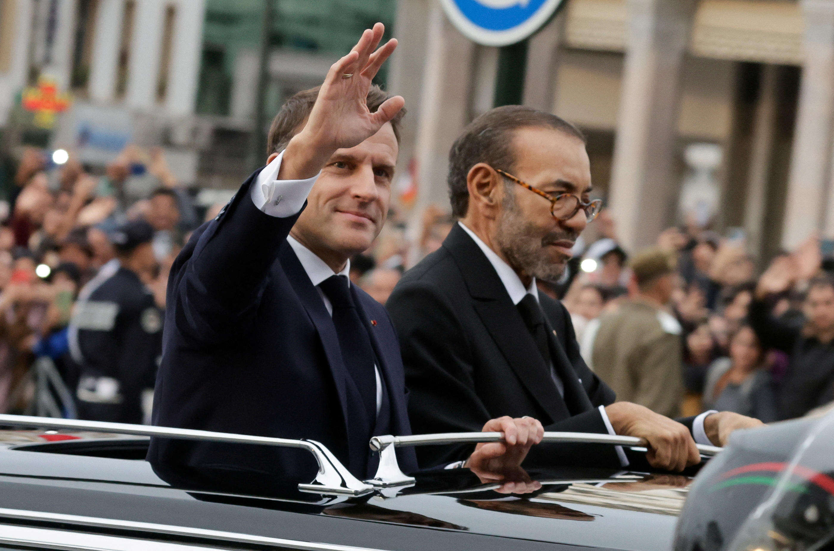 Macron au Maroc : « jusqu’à 10 milliards d’euros » de contrats et d’investissements conclus entre Paris et Rabat