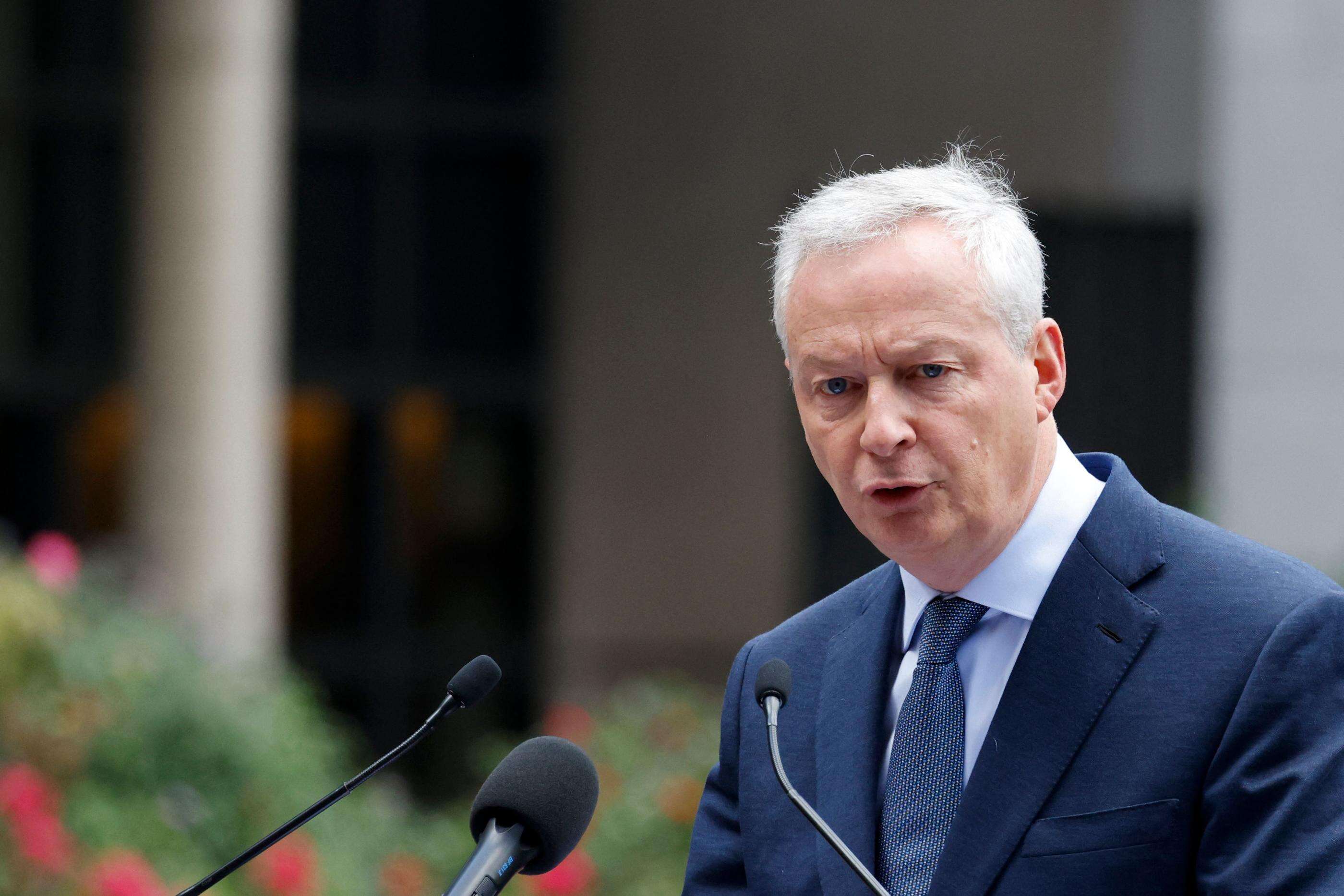 « Vous avez été le sel de ma vie professionnelle » : Bruno Le Maire fait ses adieux à Bercy et retourne à l’enseignement