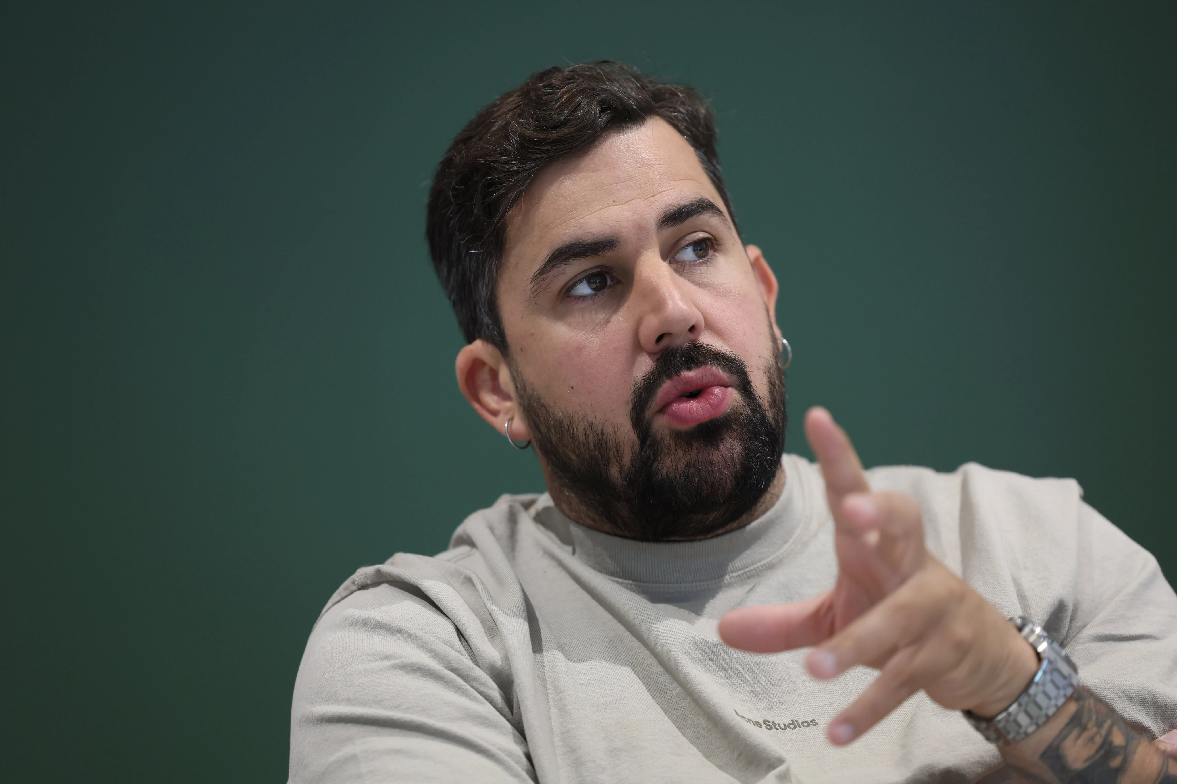 Succès d’« Un p’tit truc en plus » : Artus nous révèle ce que sera son prochain film