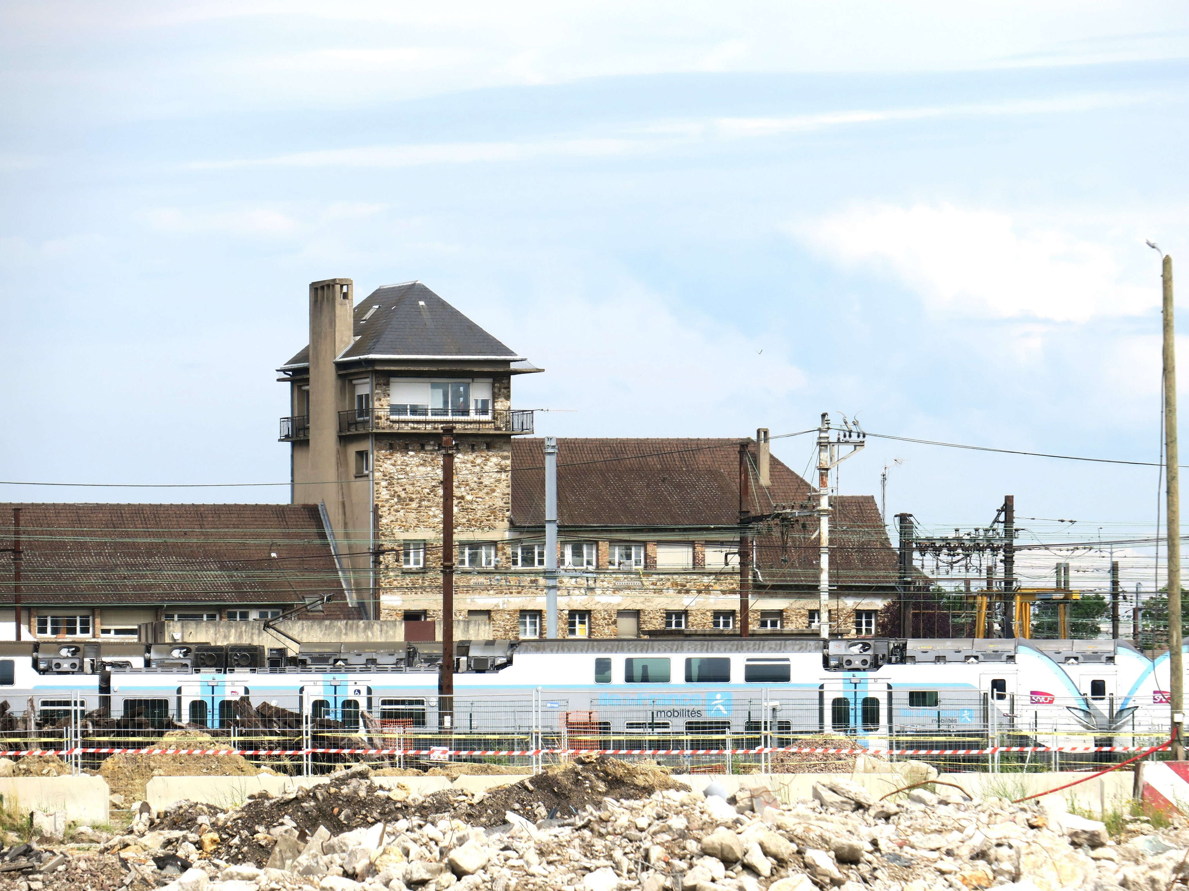 Villeneuve-Saint-Georges : six obus du XXe siècle découverts sur un chantier du Technicentre SNCF