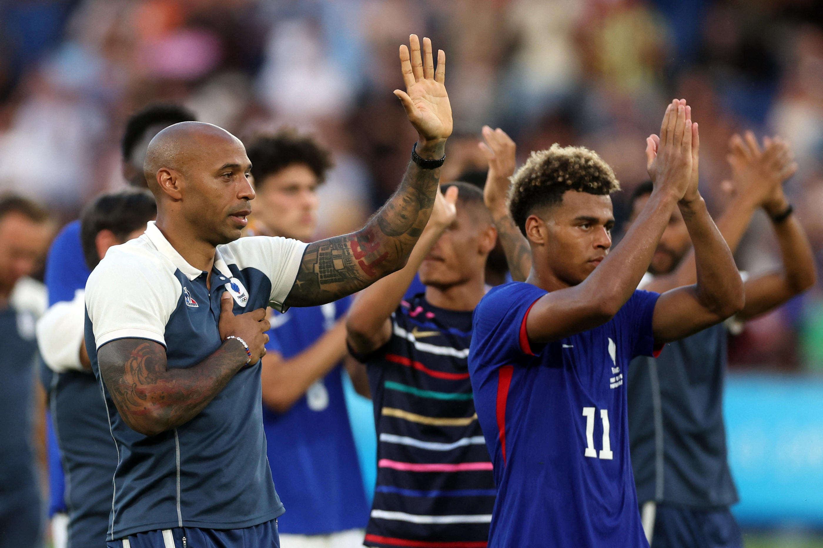 JO Paris 2024 : les Bleues du basket impériales, l’argent amer au foot, Imane Khelif en or… le récap de ce vendredi 2 août