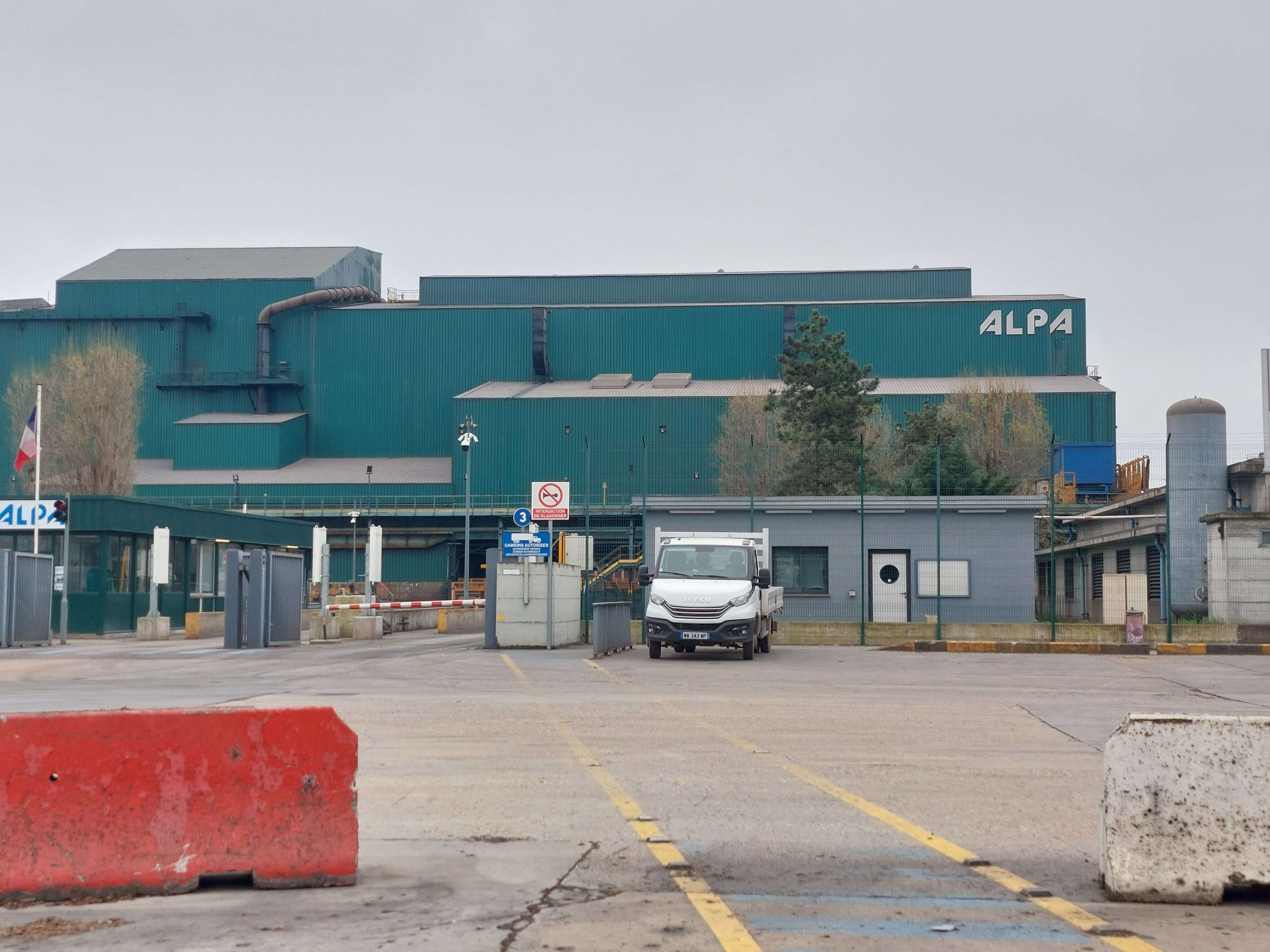 Porcheville : le four de l’usine Alpa explose, des dizaines de pompiers mobilisés