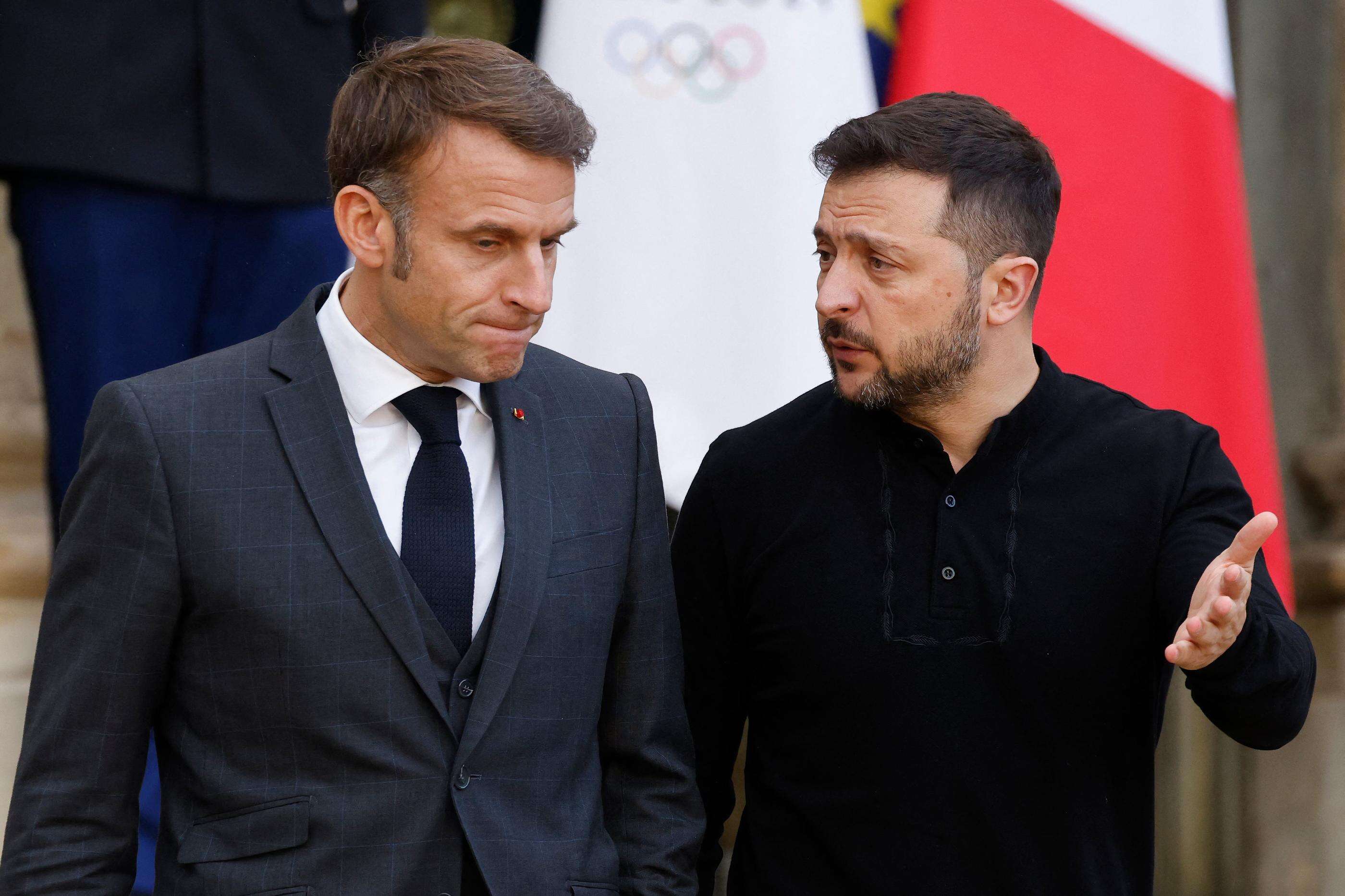 Rencontre entre Zelensky et Macron : ce que le président ukrainien est venu demander à la France et à l’Europe