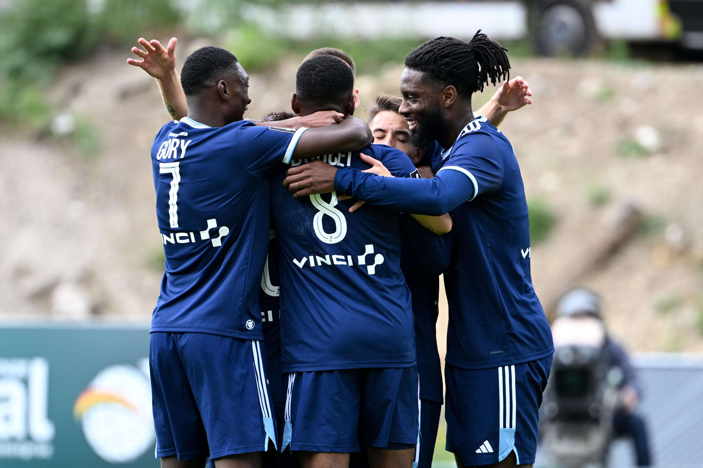 Ligue 2 : leader mais « encore perfectible », le PFC veut garder le rythme face à Laval