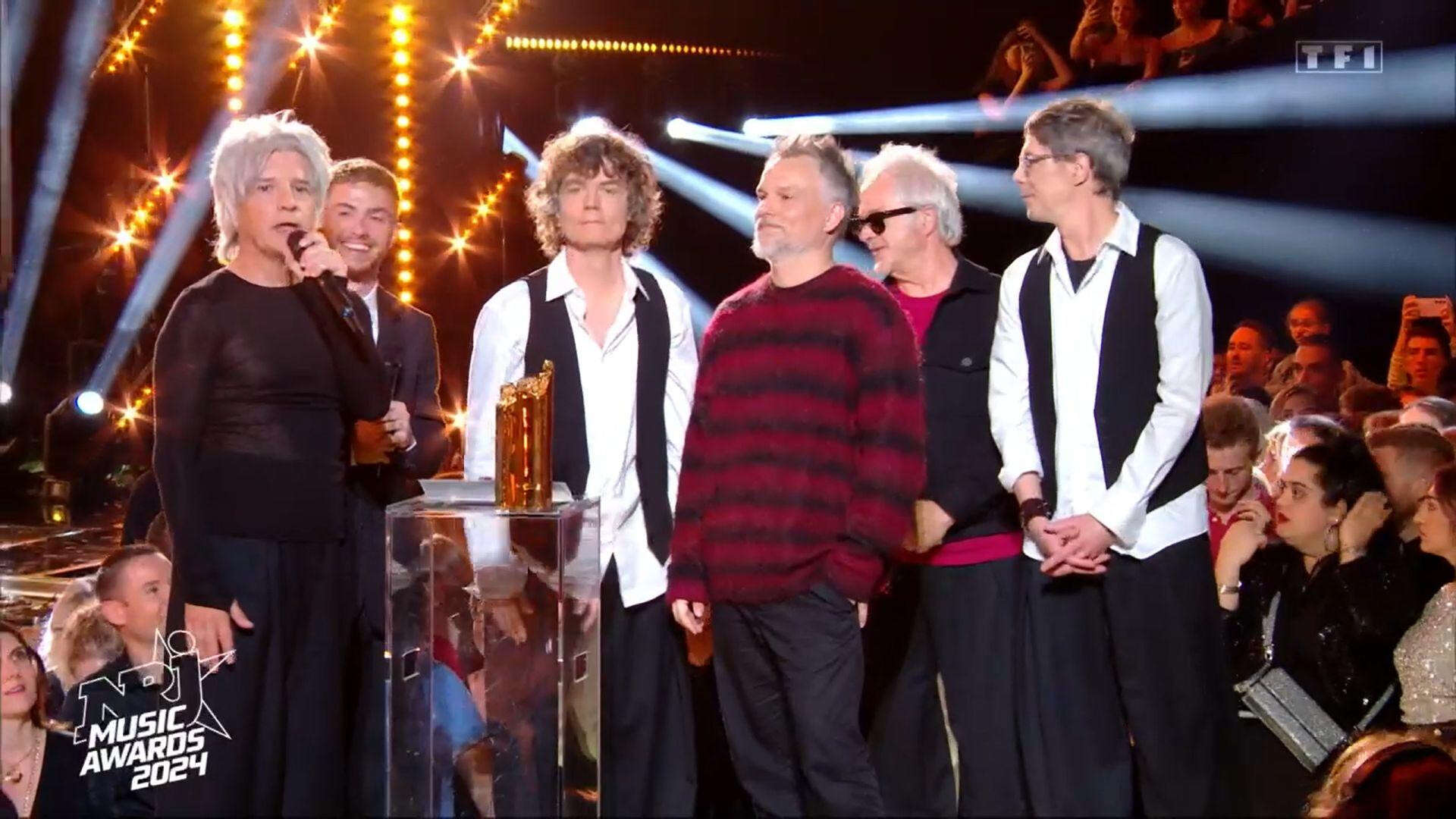 NRJ Music Awards : Indochine dédie son trophée « à tous ceux qui subissent le harcèlement sexuel »