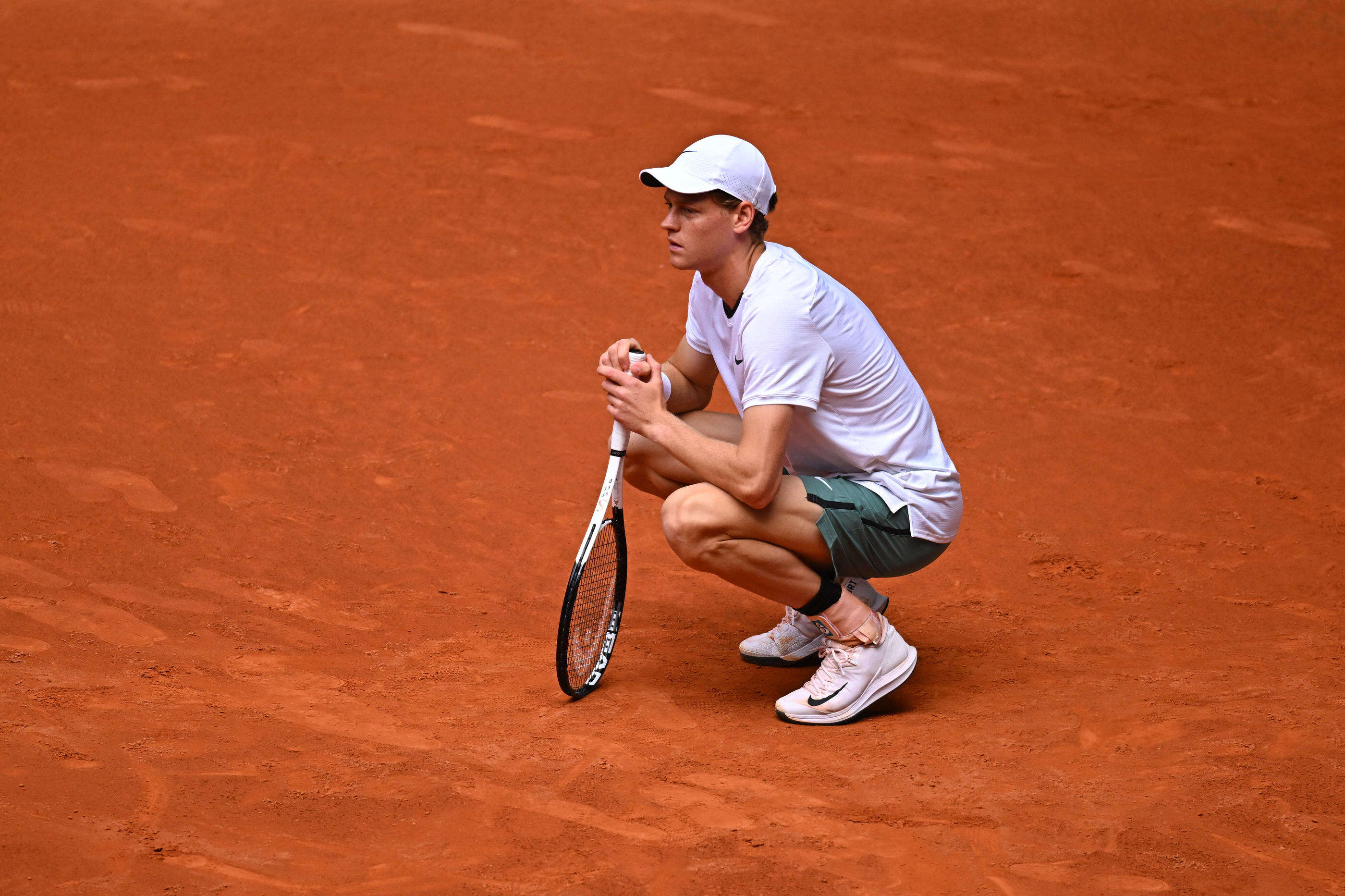 Tennis : Jannik Sinner blessé et forfait pour son quart de finale au Masters 1000 de Madrid