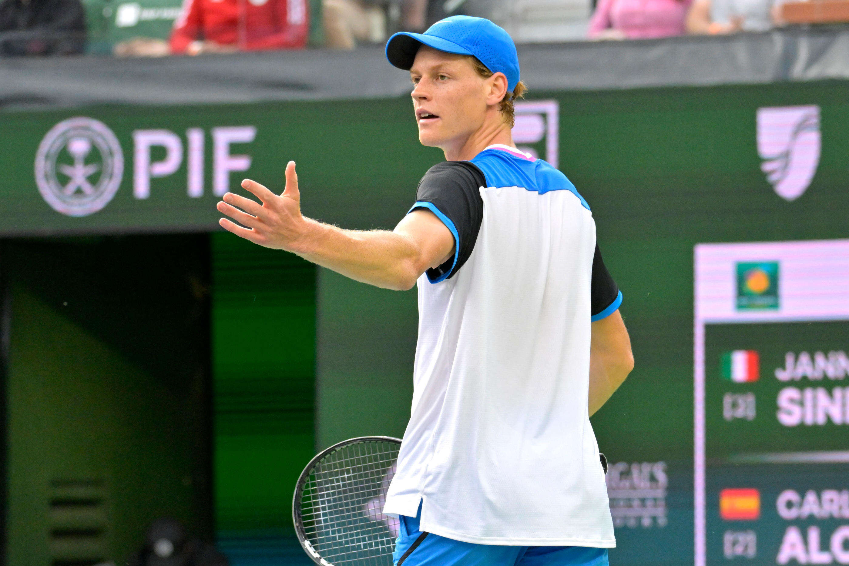 Tennis : Jannik Sinner largement en tête à l’ATP malgré ses contrôles positif et le retrait de 400 points