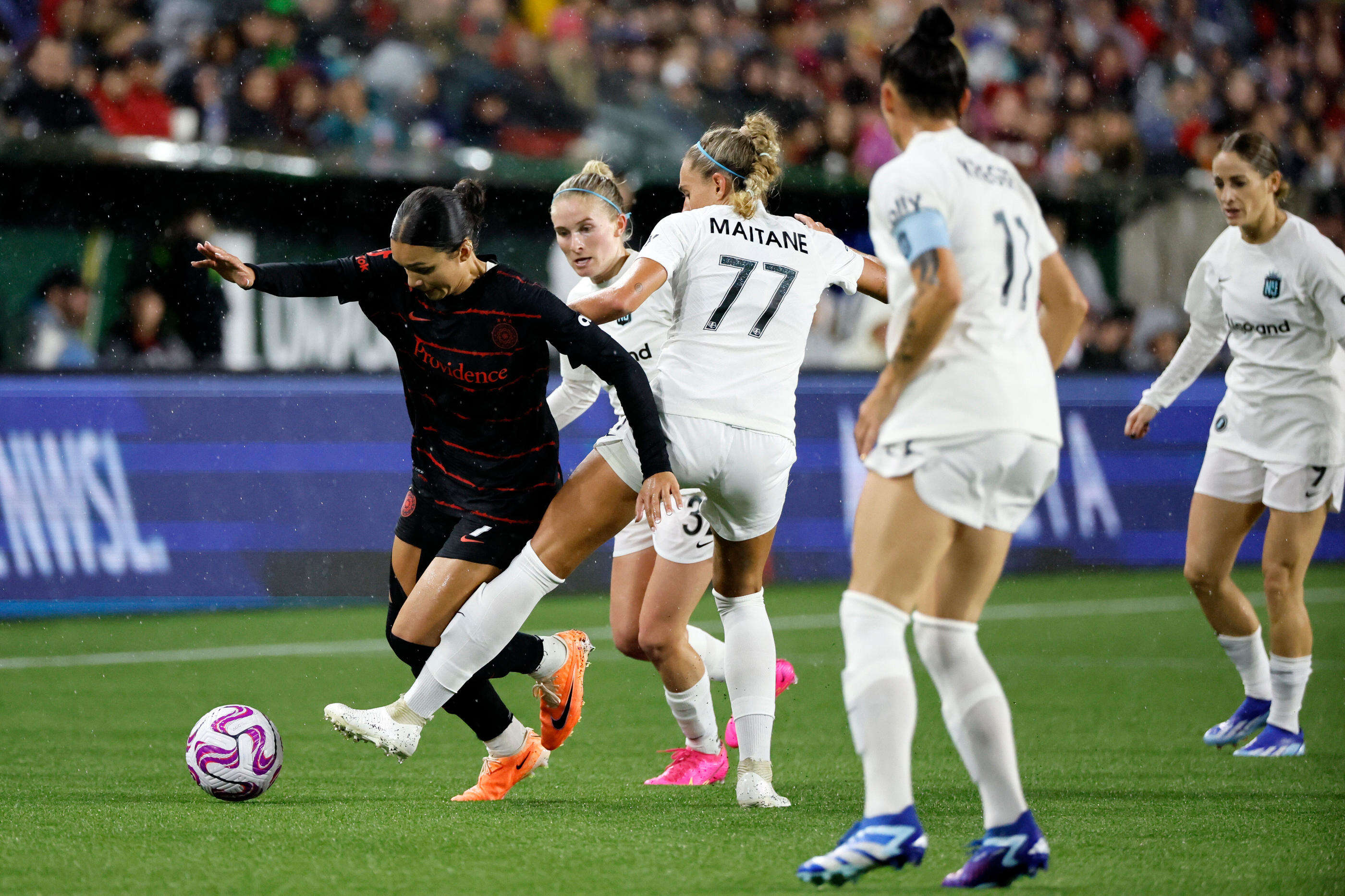 Fin de la draft, congé parental… Une convention révolutionnaire pour la ligue féminine américaine de foot