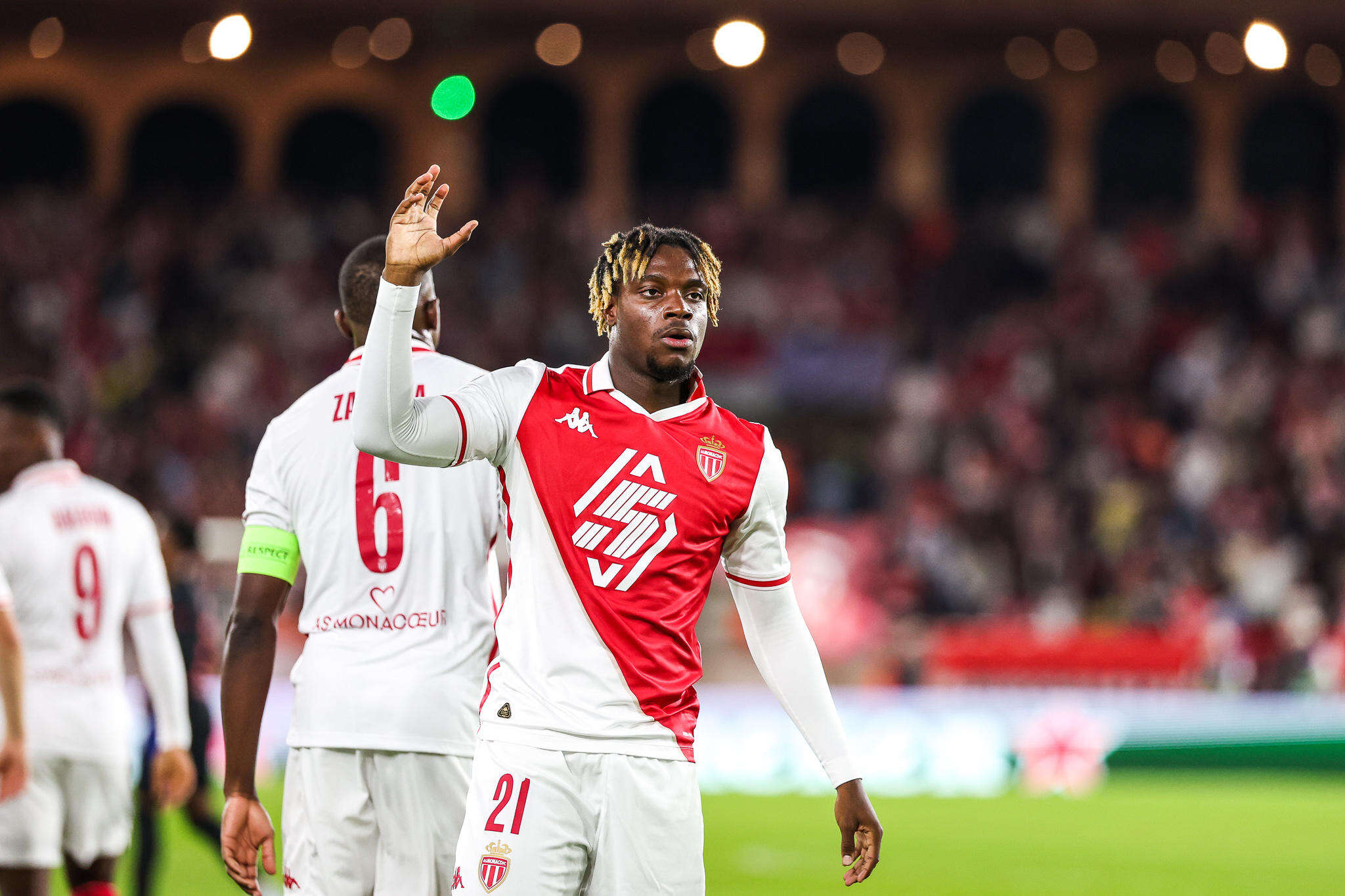 Un joueur de foot de l’AS Monaco agressé et dépouillé à Corbeil-Essonnes