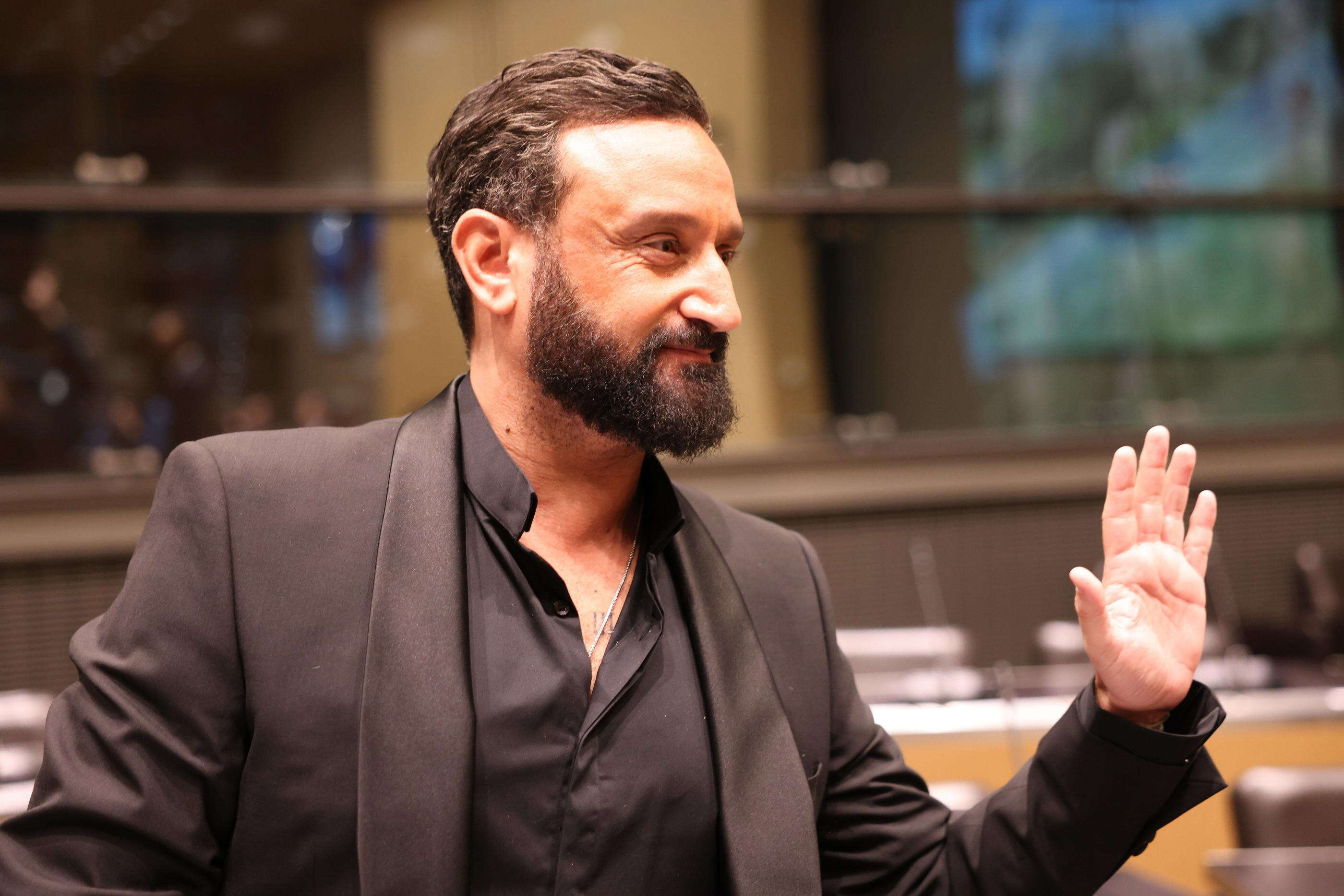 « Ne vous inquiétez pas » : Cyril Hanouna affirme travailler avec Canal+ au lancement d’une offre multimédia