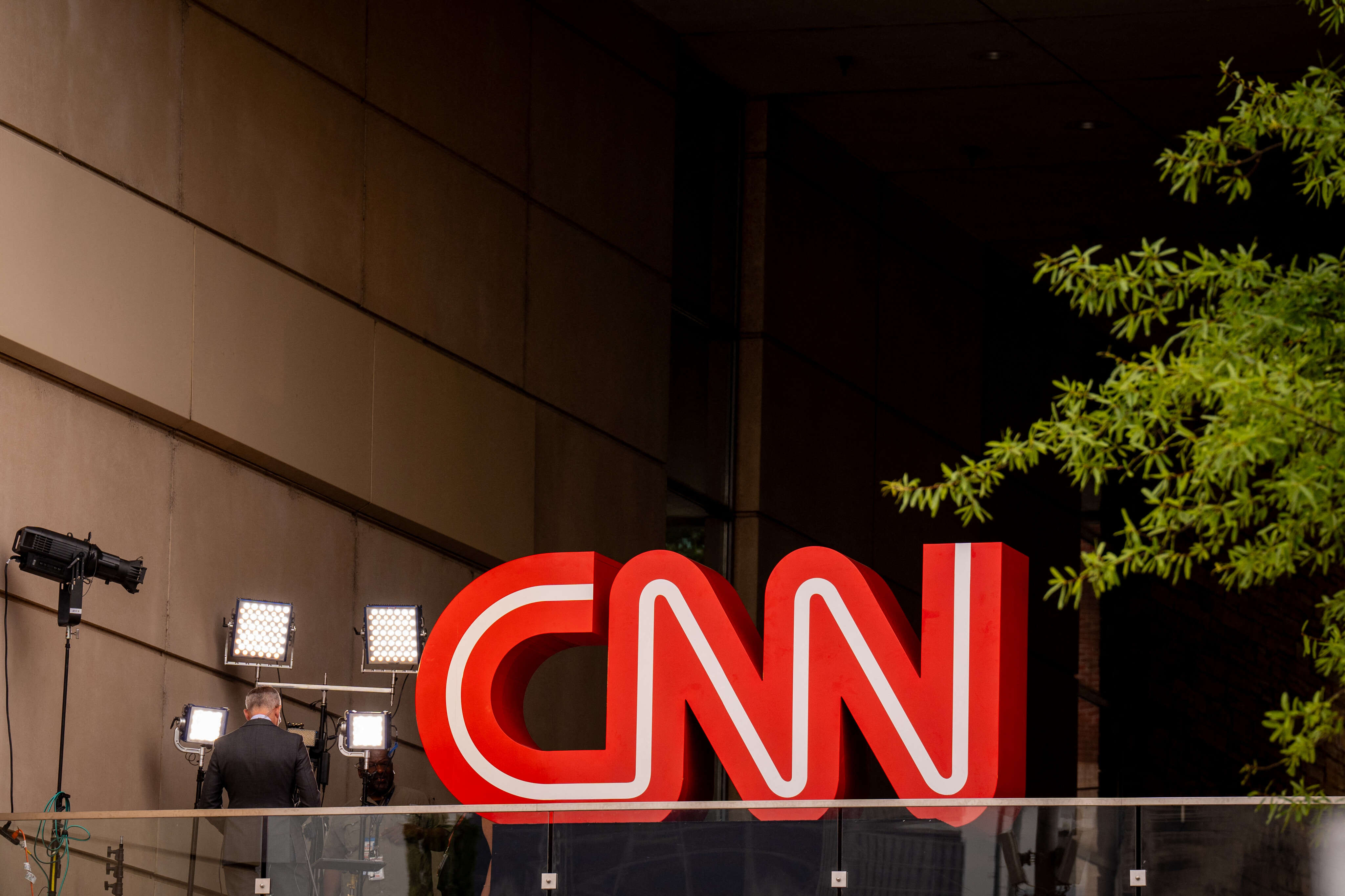 Russie : un journaliste de la chaîne américaine CNN visé par une enquête après un reportage dans la région de Koursk