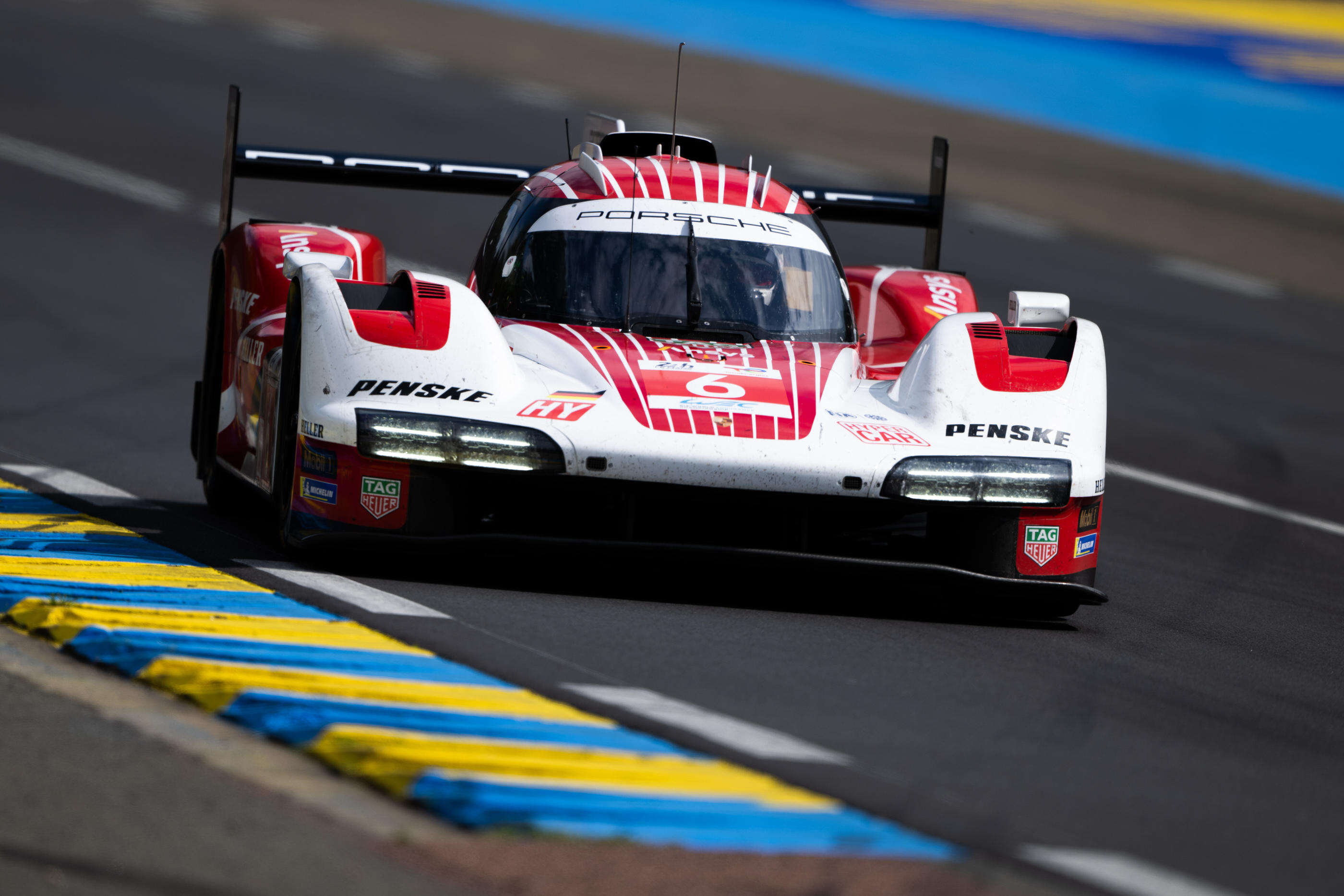 24 Heures du Mans : la pole position pour Porsche devant deux Cadillac