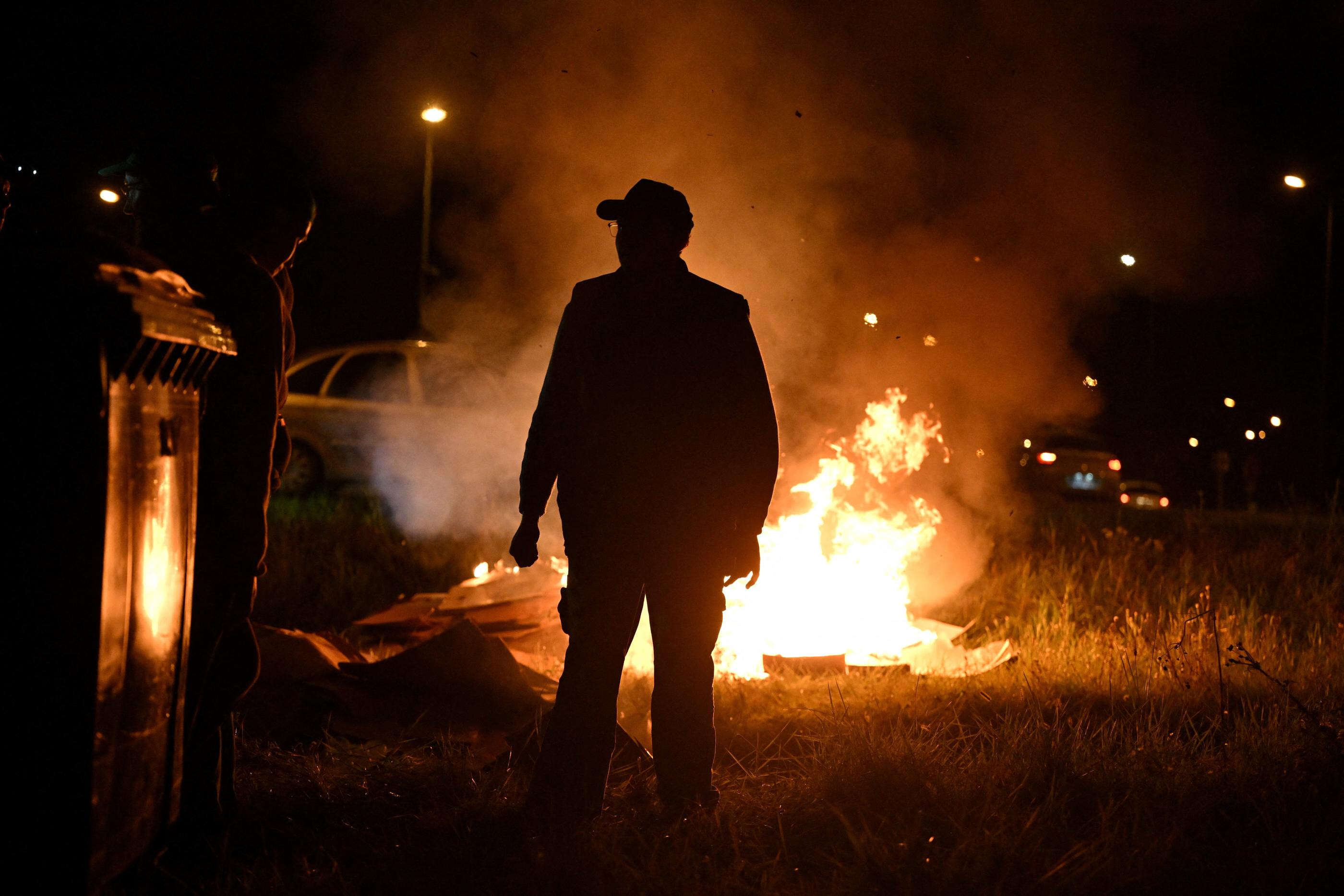 En Haute-Garonne, les agriculteurs ont mis le feu mais « sans débordement »