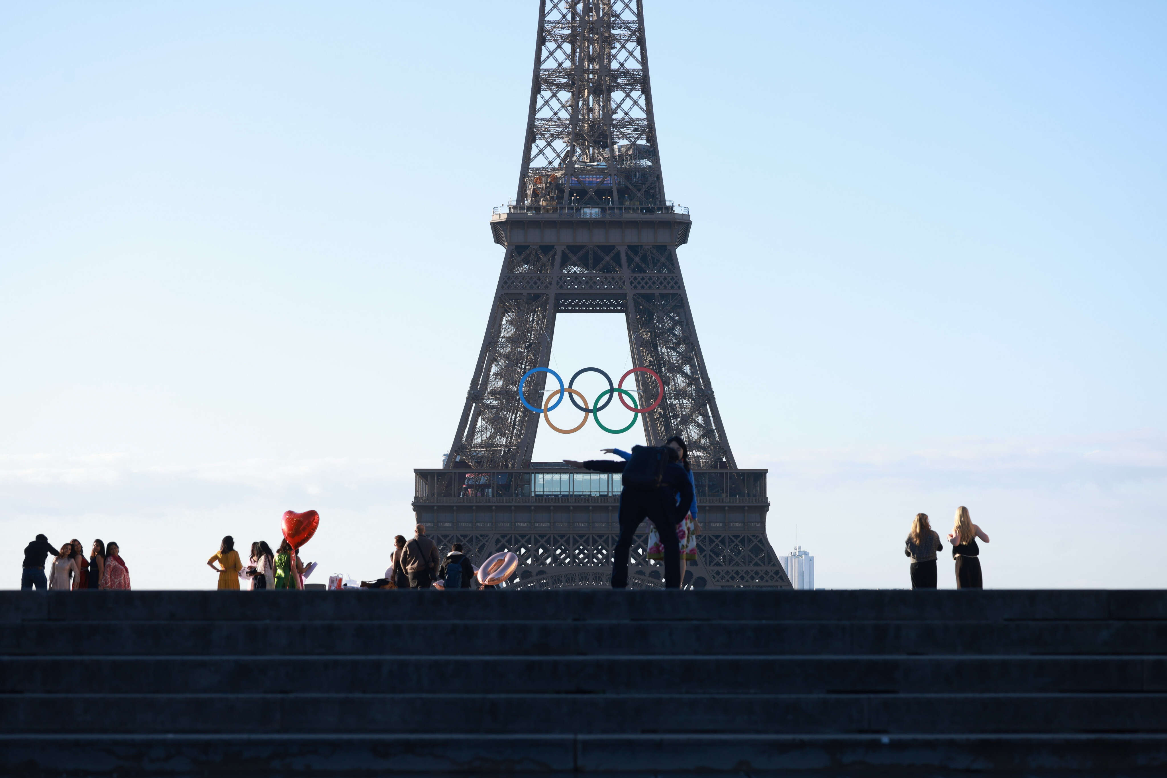 JO Paris 2024 : où et à quelle heure voir la flamme dans la capitale, le parcours du 15 juillet