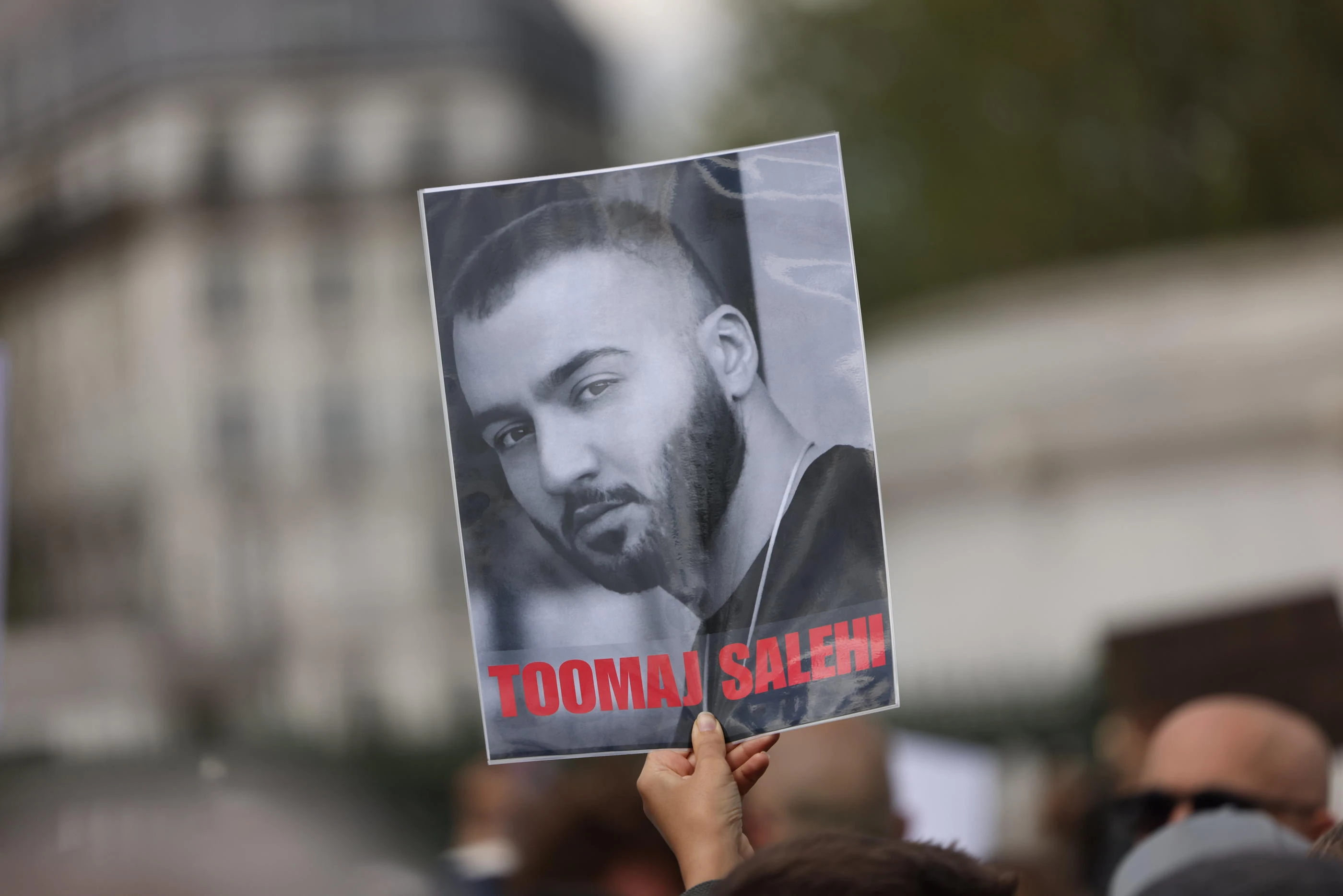 Iran : le rappeur contestataire Toomaj, emprisonné et condamné à mort, ne peut plus téléphoner à ses proches