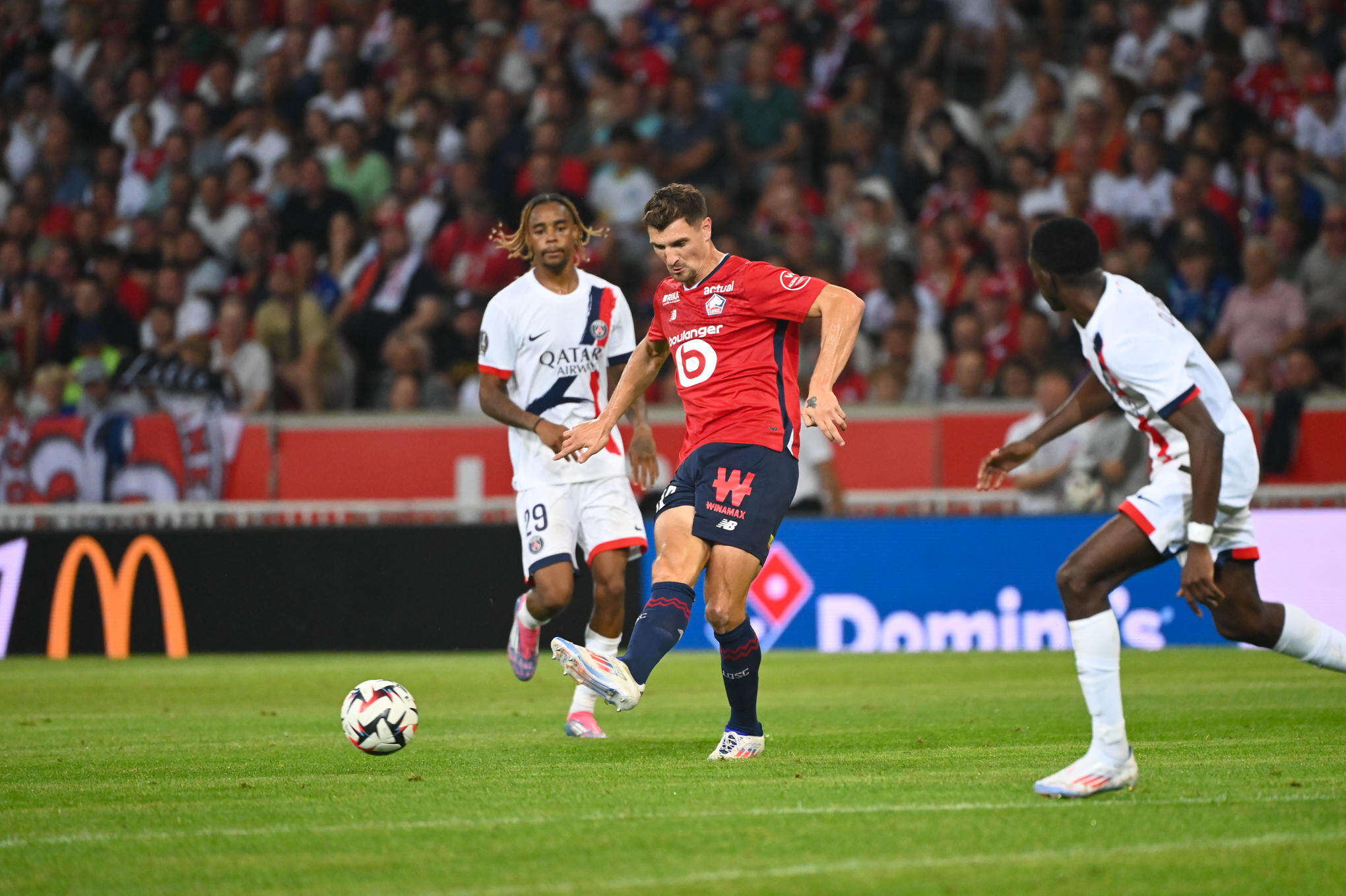 Lille-PSG : Thomas Meunier présente ses excuses après avoir critiqué à tort l’arbitrage