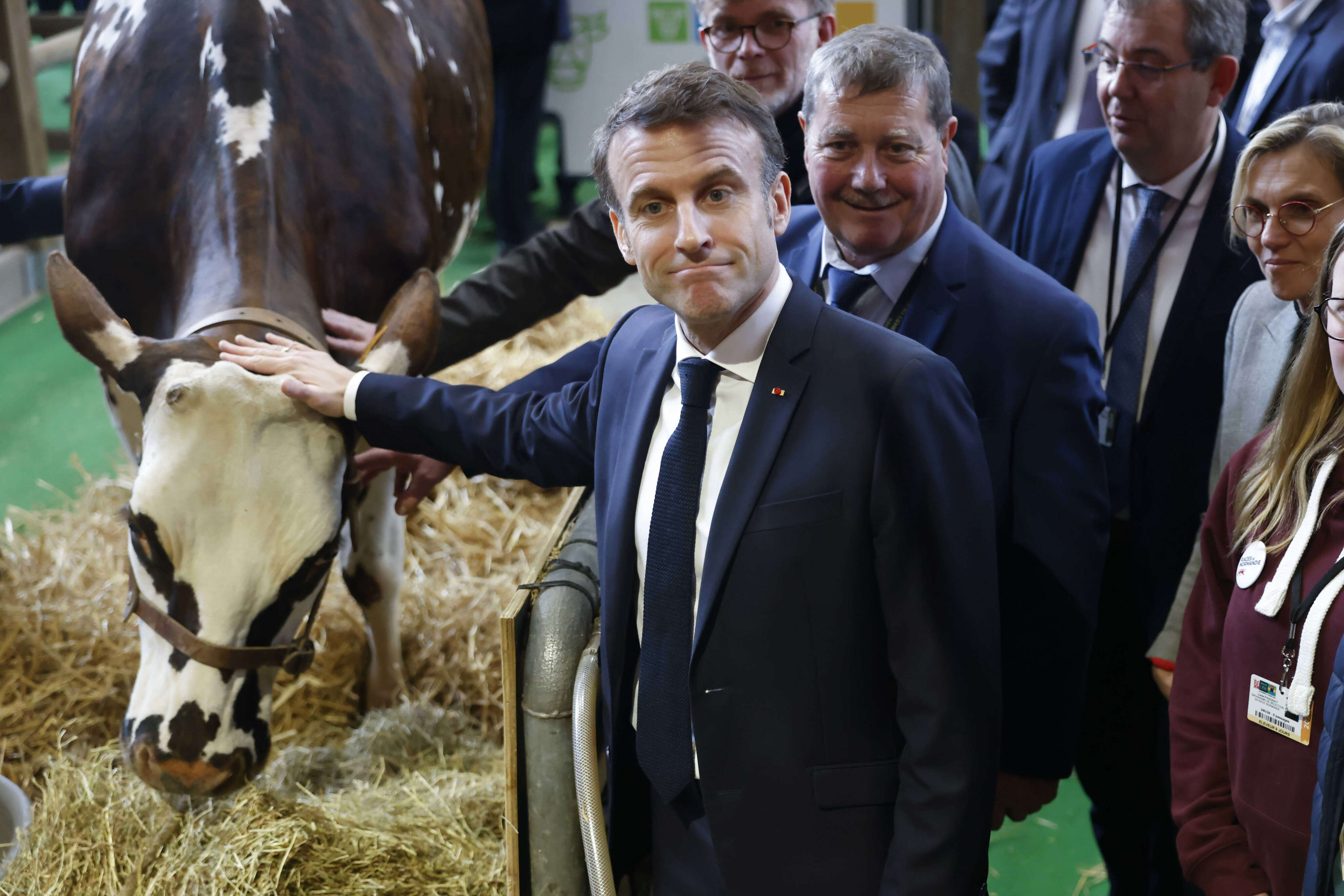 Macron demande au gouvernement de « renforcer » l’agriculture sans relâcher les « efforts environnementaux »