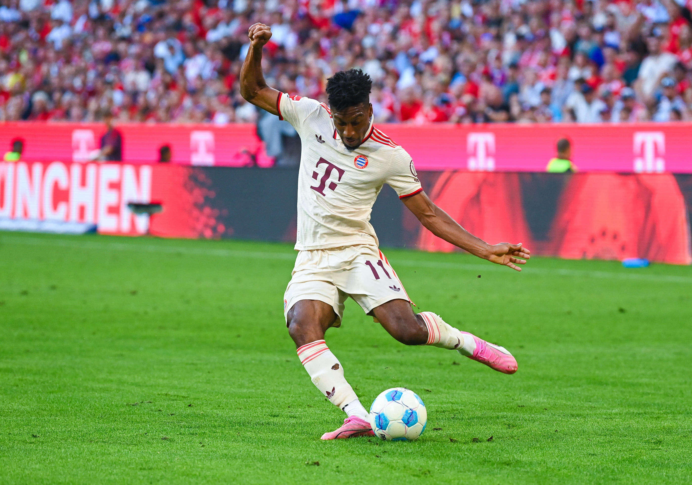 « Kingsley Coman reste avec nous » : le directeur sportif du Bayern Munich clarifie l’avenir du Français