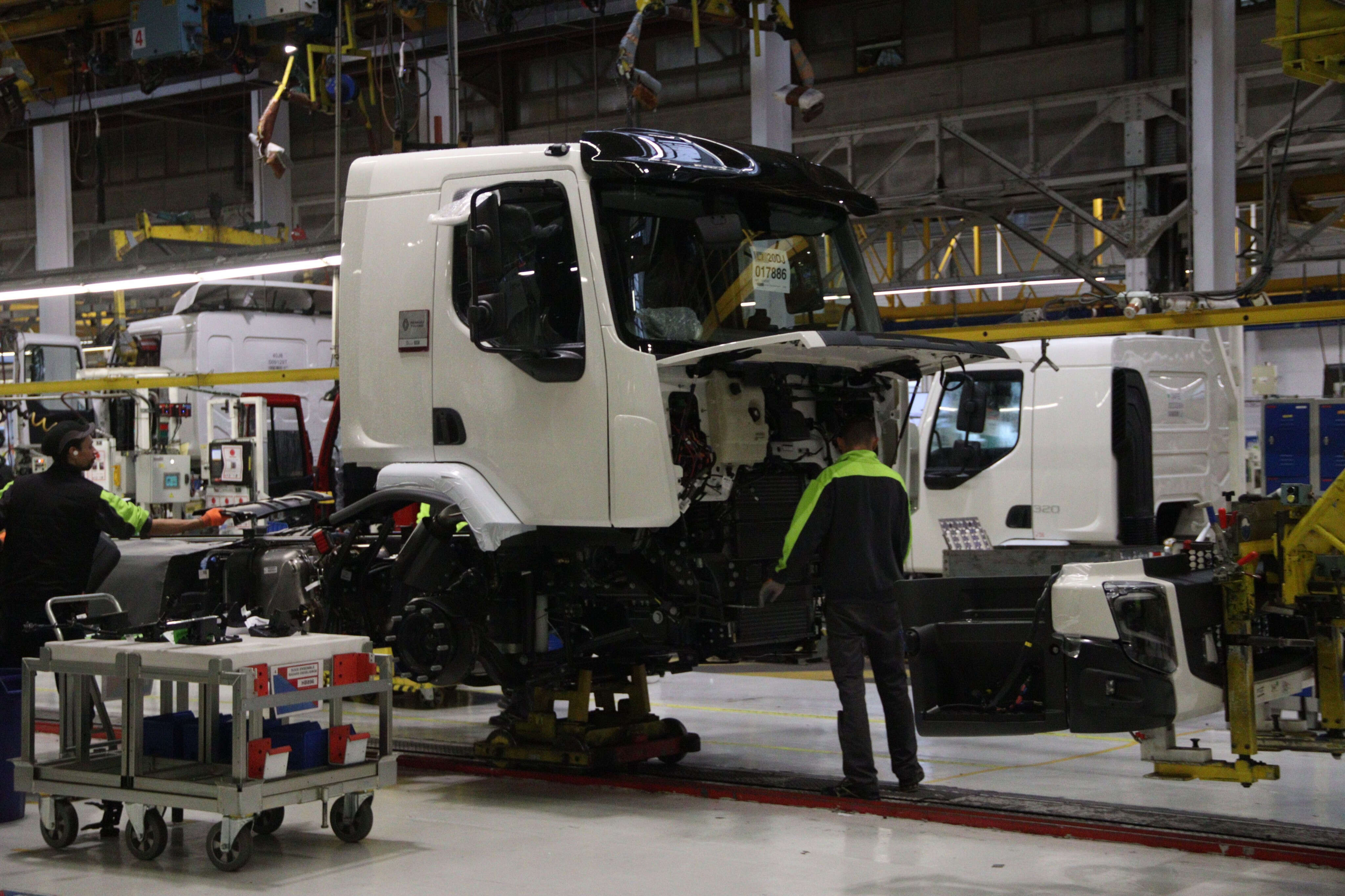 Chez Renault Trucks à Blainville-sur-Orne, 28 millions d’euros pour accélérer la production de camions électriques