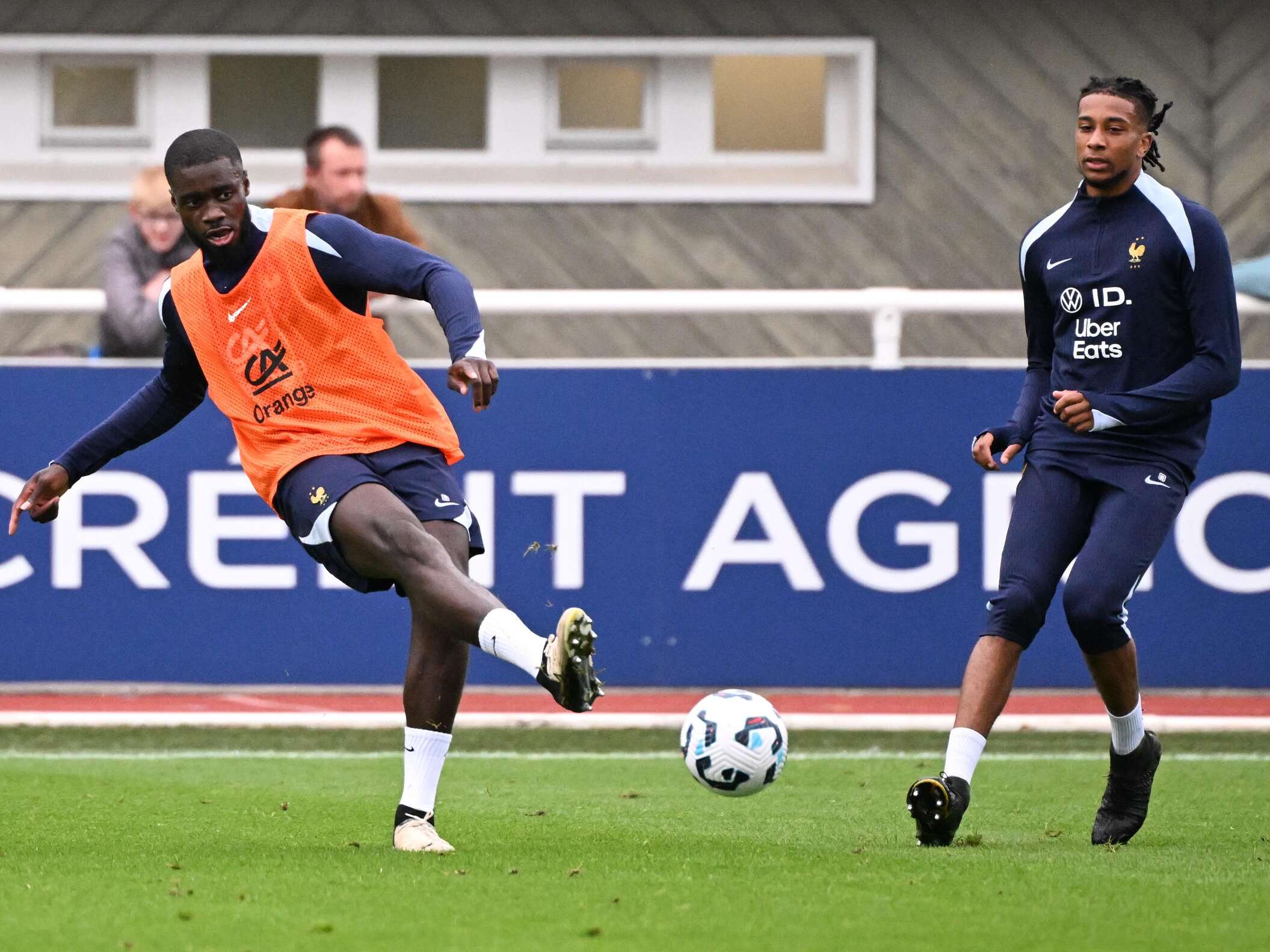 France-Italie : la composition probable des Bleus avec Michael Olise et Bradley Barcola titulaires ?