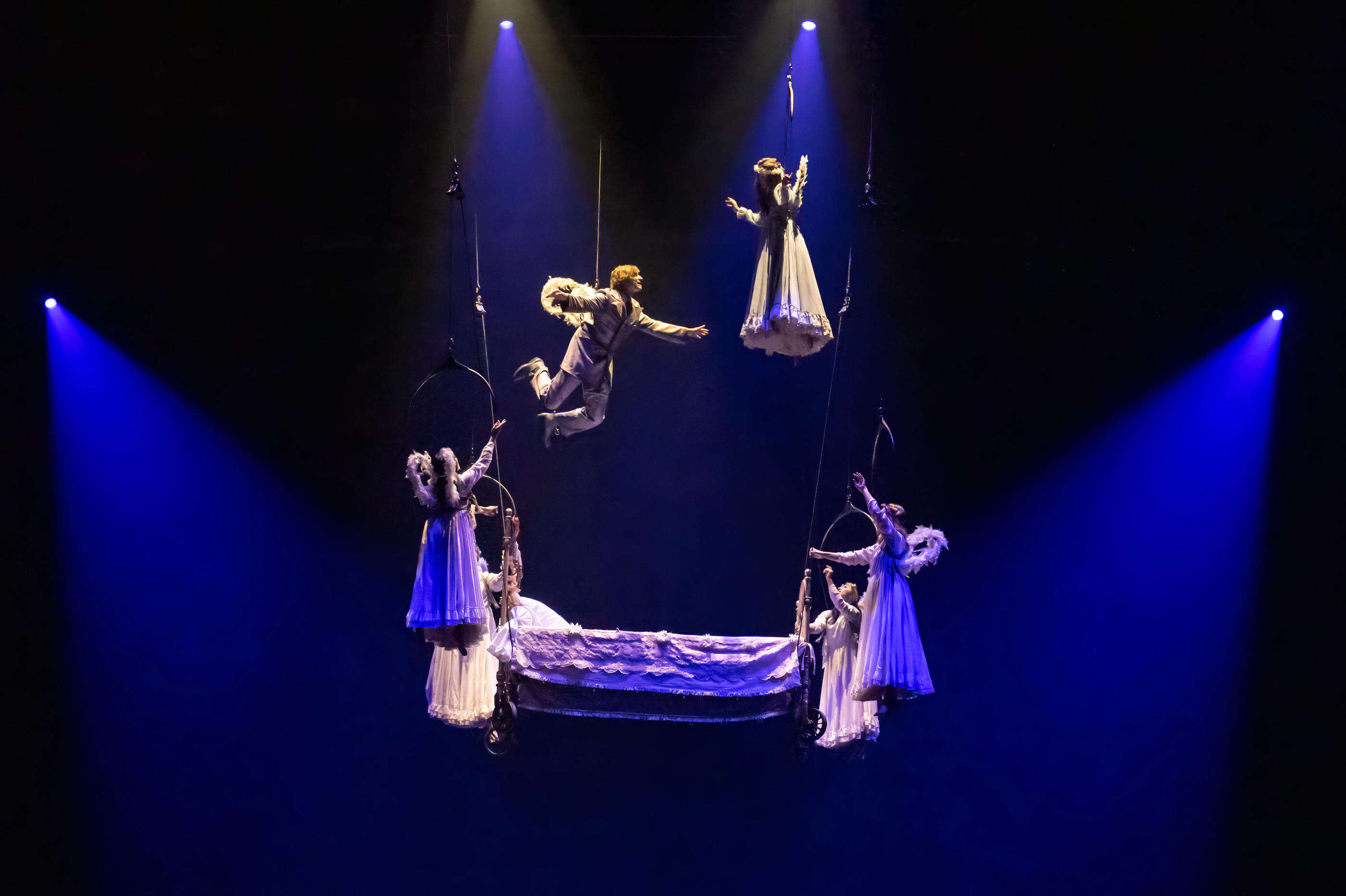 « Corteo », le nouveau spectacle du Cirque du Soleil : haut perché et flamboyant, mais moins drôle