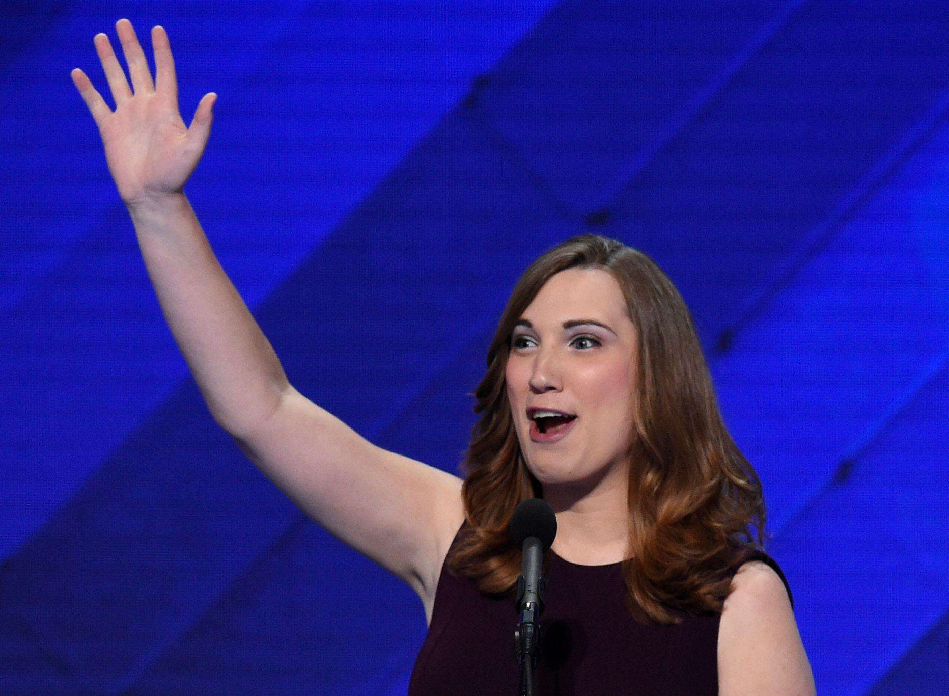 Élections américaines : qui est Sarah McBride, première femme transgenre élue au Congrès ?