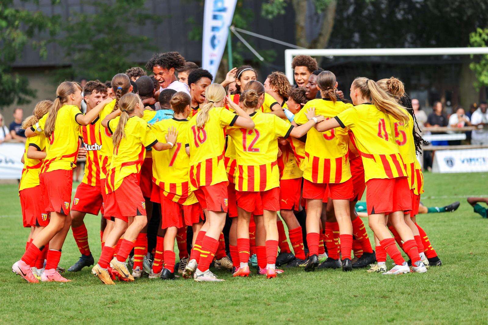 Une mi-temps avec les filles, une autre avec les garçons… La Vinci Cup, un tournoi qui met en avant la mixité