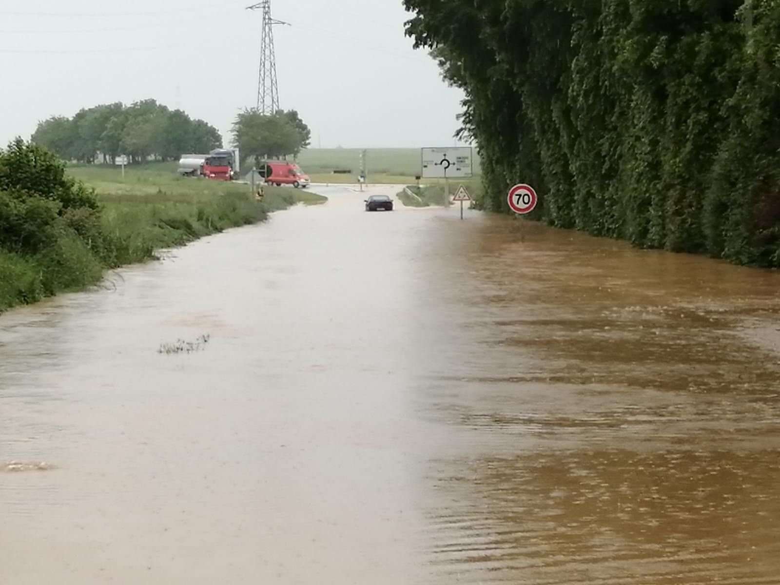 « C’est un mur d’eau qui est tombé » inondant l’école de Thimert-Gâtelles en Eure-et-Loir