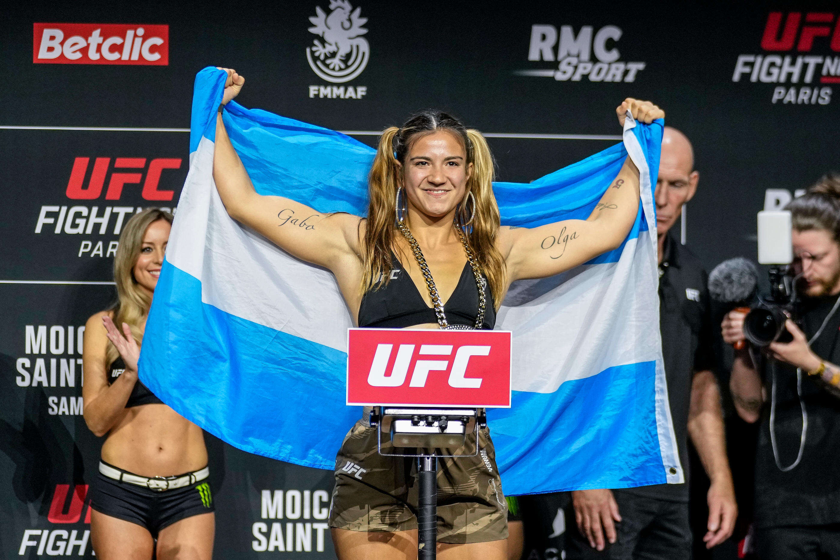 MMA : pesée effrayante puis twerk, la drôle de veillée d’armes de l’Argentine Ailin Perez avant l’UFC Paris