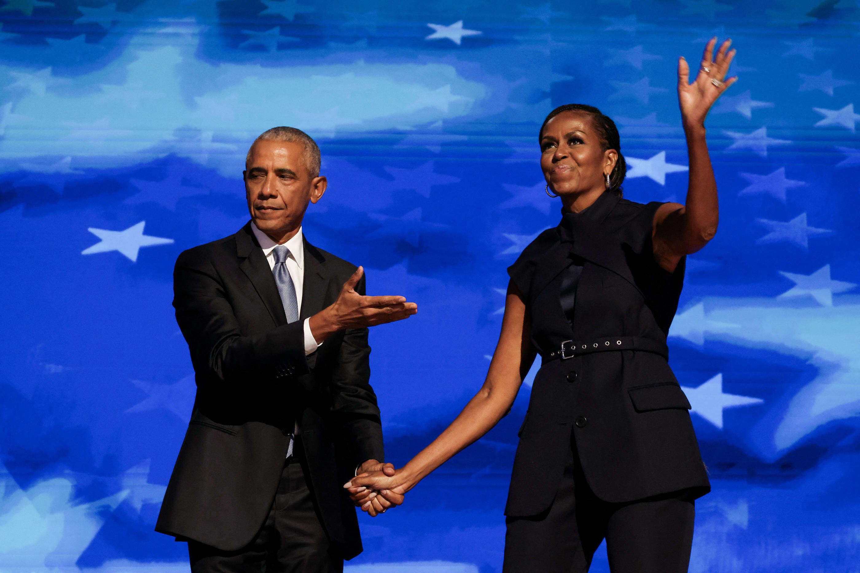 « Yes, she can ! » : avec Kamala Harris, « l’espoir » est de retour, assurent Michelle et Barack Obama