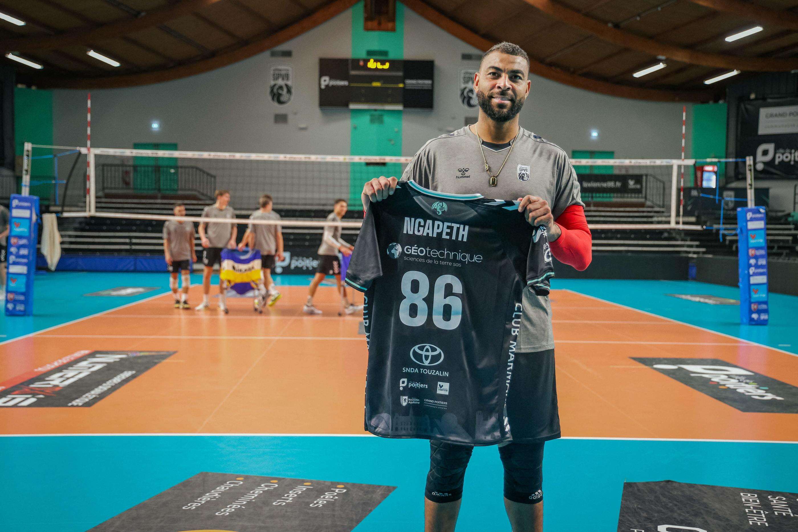 « Il y a eu des larmes, beaucoup d’émotion » : Earvin Ngapeth à Poitiers, le choix du cœur