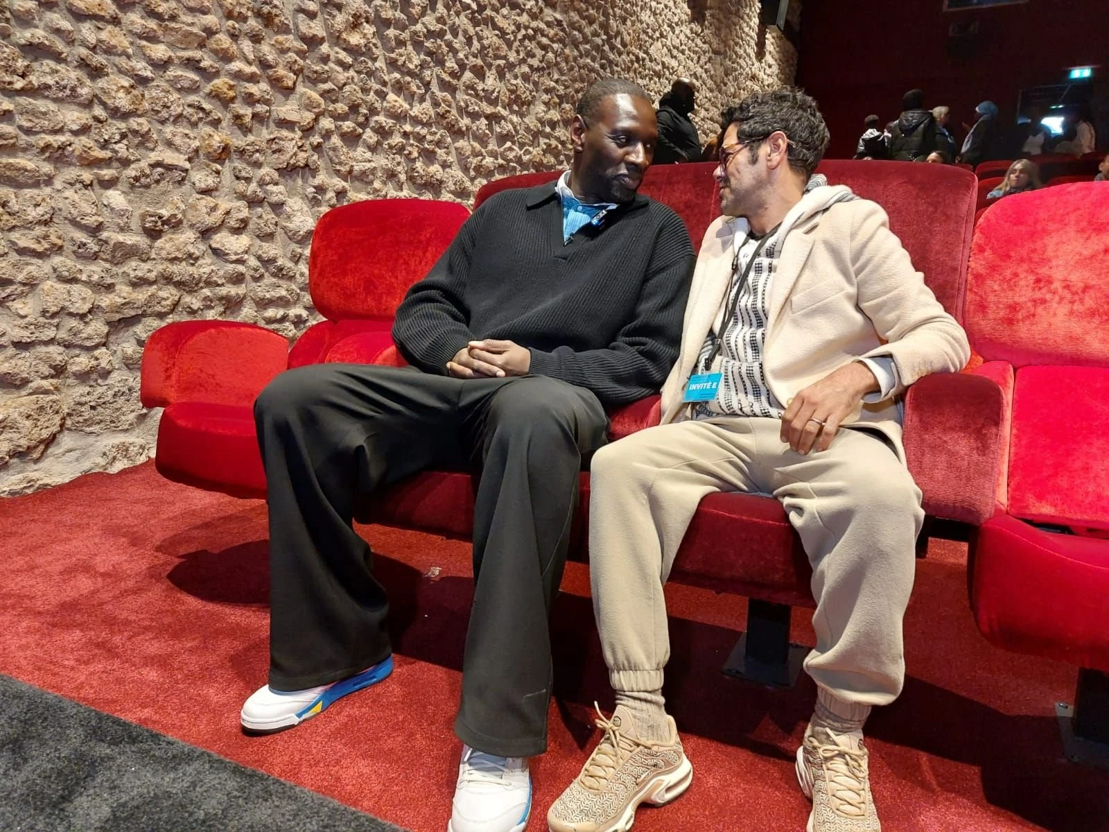 Trappes : dans la ville de son enfance, l’acteur Omar Sy inaugure le cinéma qui porte son nom