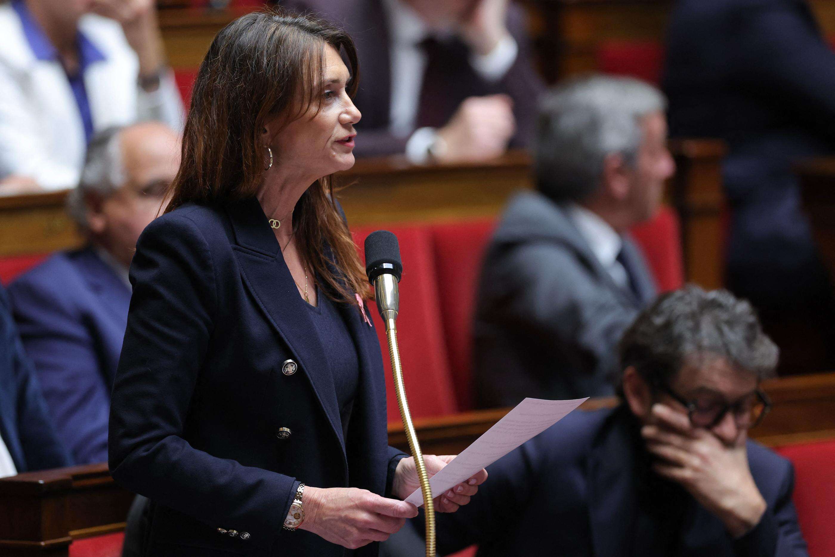 « Il est urgent d’agir » : la députée Sandrine Josso réclame des « mesures fortes » contre la soumission chimique