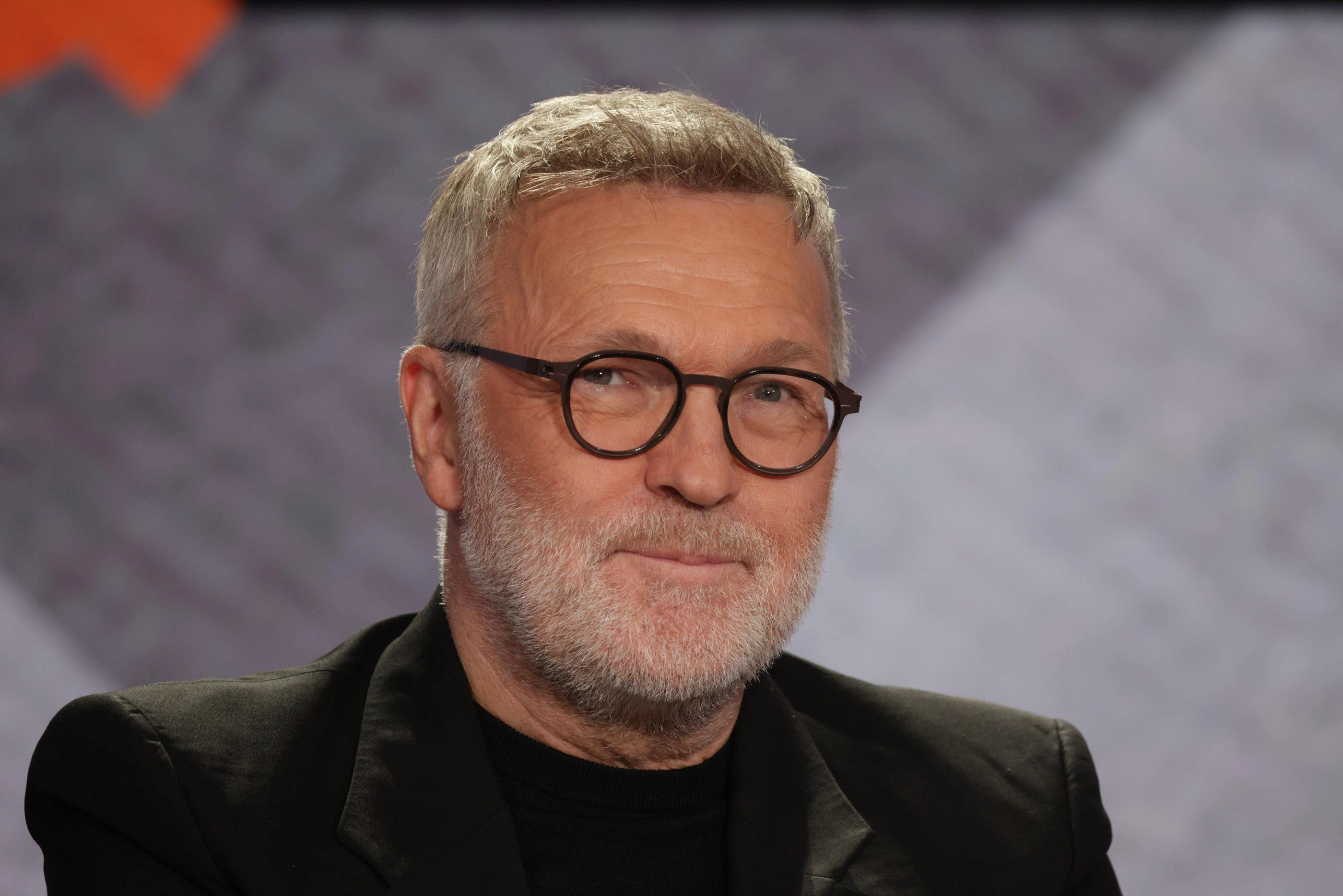 Ruquier, Ladesou, Damidot… Avec « Projet H », TF 1 veut concurrencer « Les Traîtres »