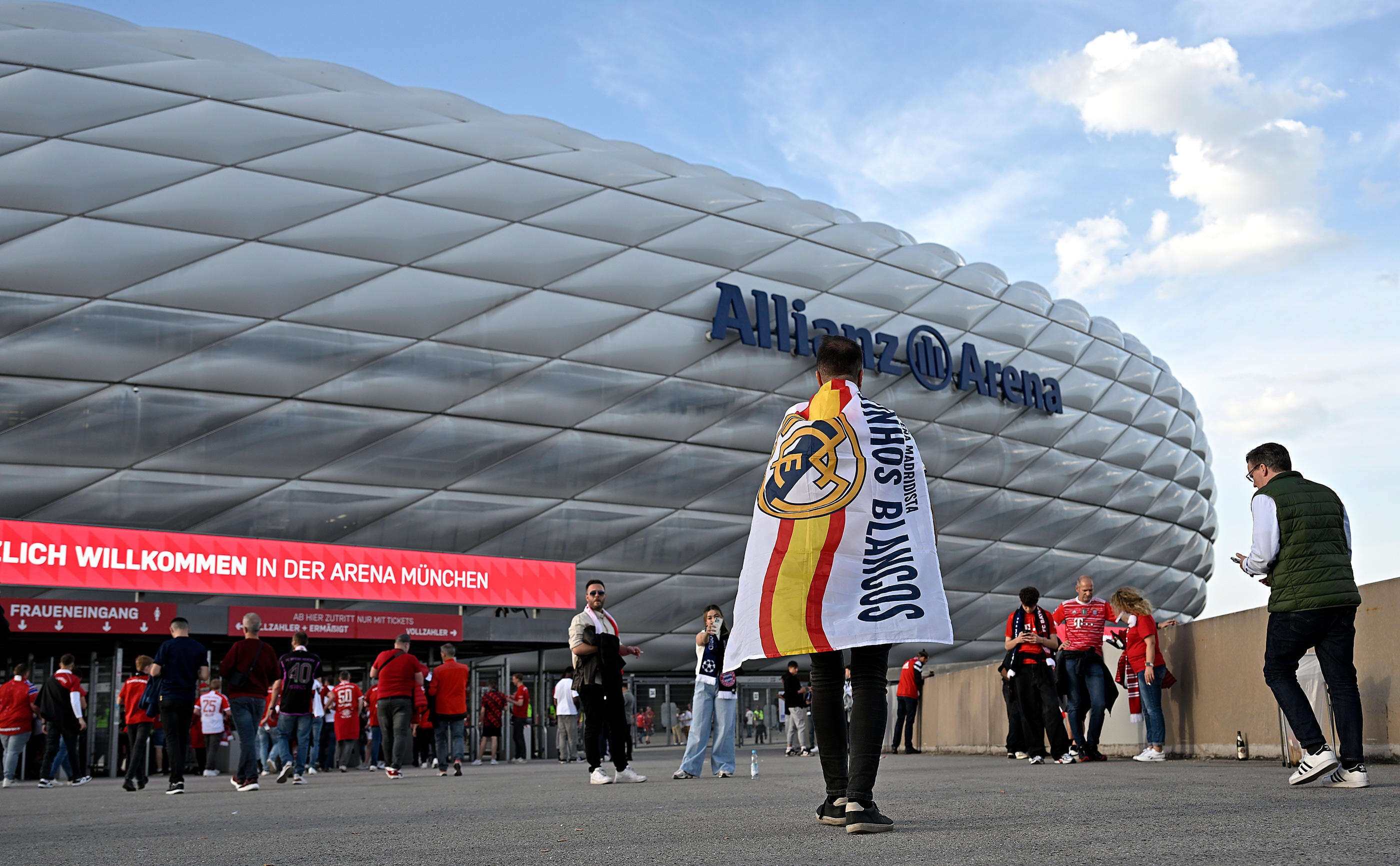 Euro 2024 : pourquoi le stade de Munich sera-t-il éclairé aux couleurs arc-en-ciel les 22 et 23 juin ?