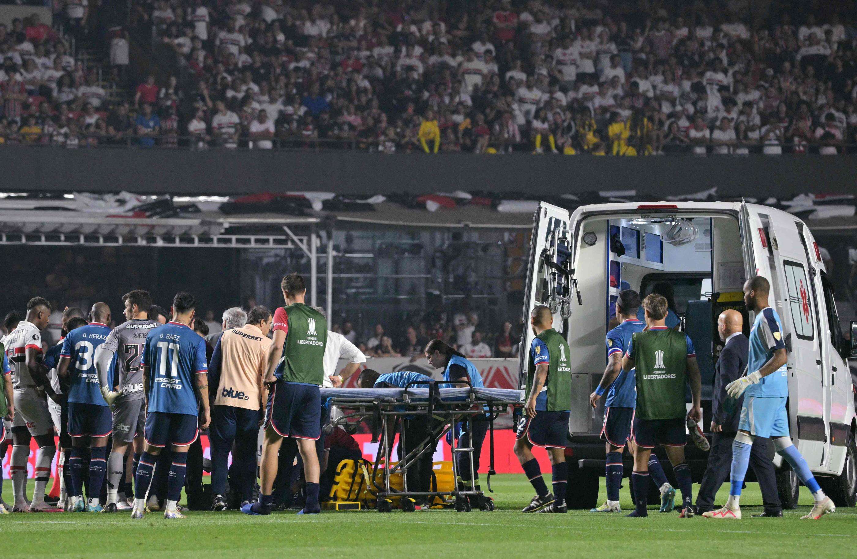 Football : l’Uruguayen Juan Izquierdo dans un état « stable » après s’être effondré en plein match