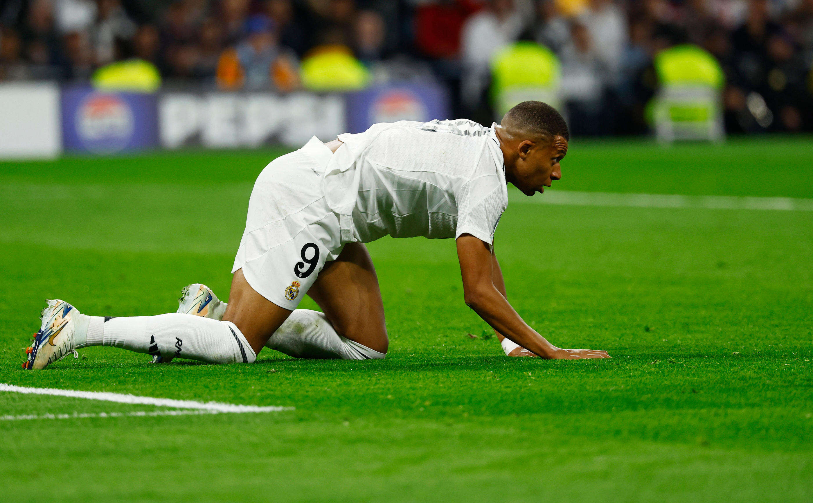 Real Madrid - Milan AC (1-3) : nouvelle défaite pour les Madrilènes en plein doute, Mbappé encore muet