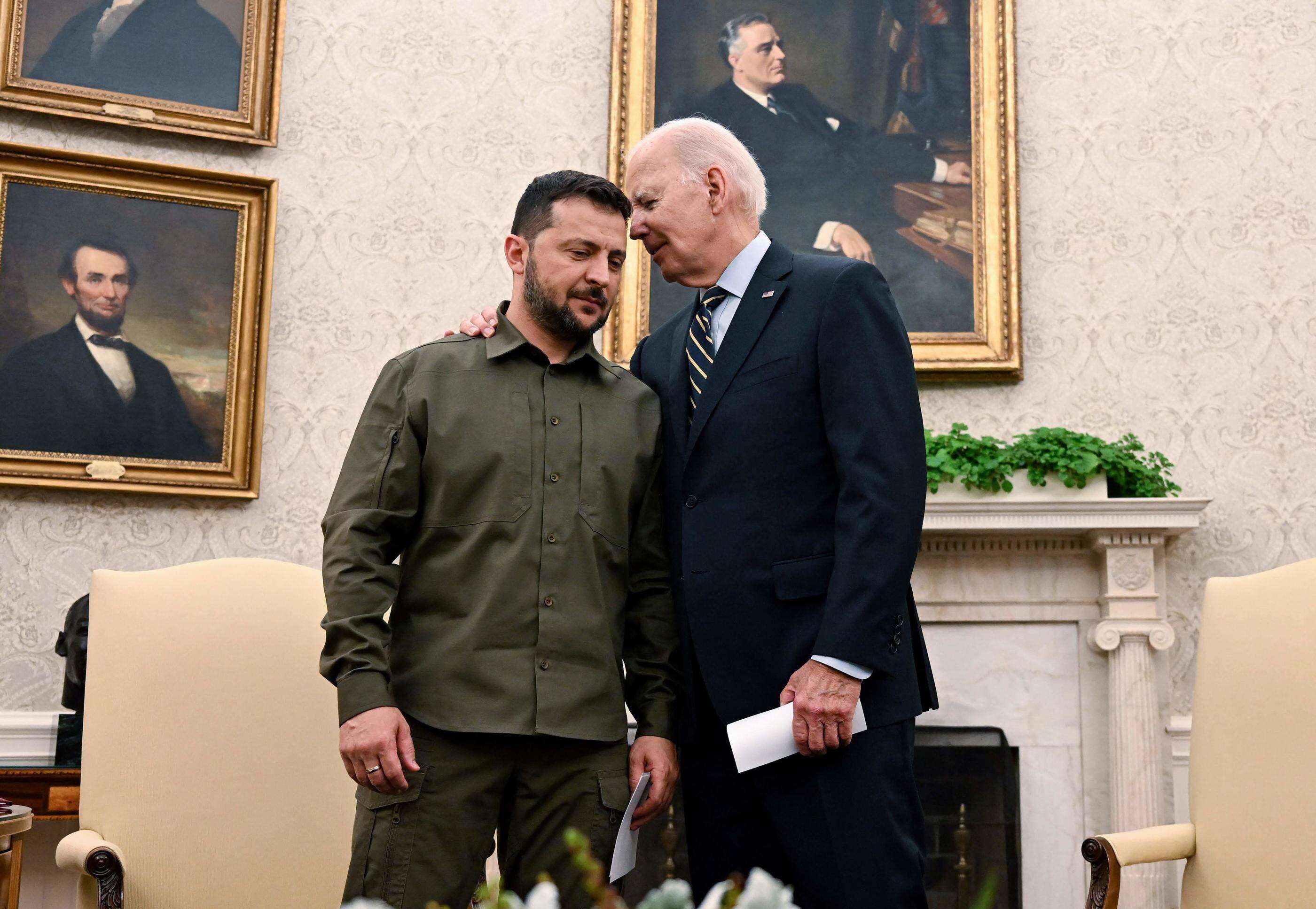 Zelensky sera reçu par Biden et Harris la semaine prochaine aux États-Unis et pourrait rencontrer Trump