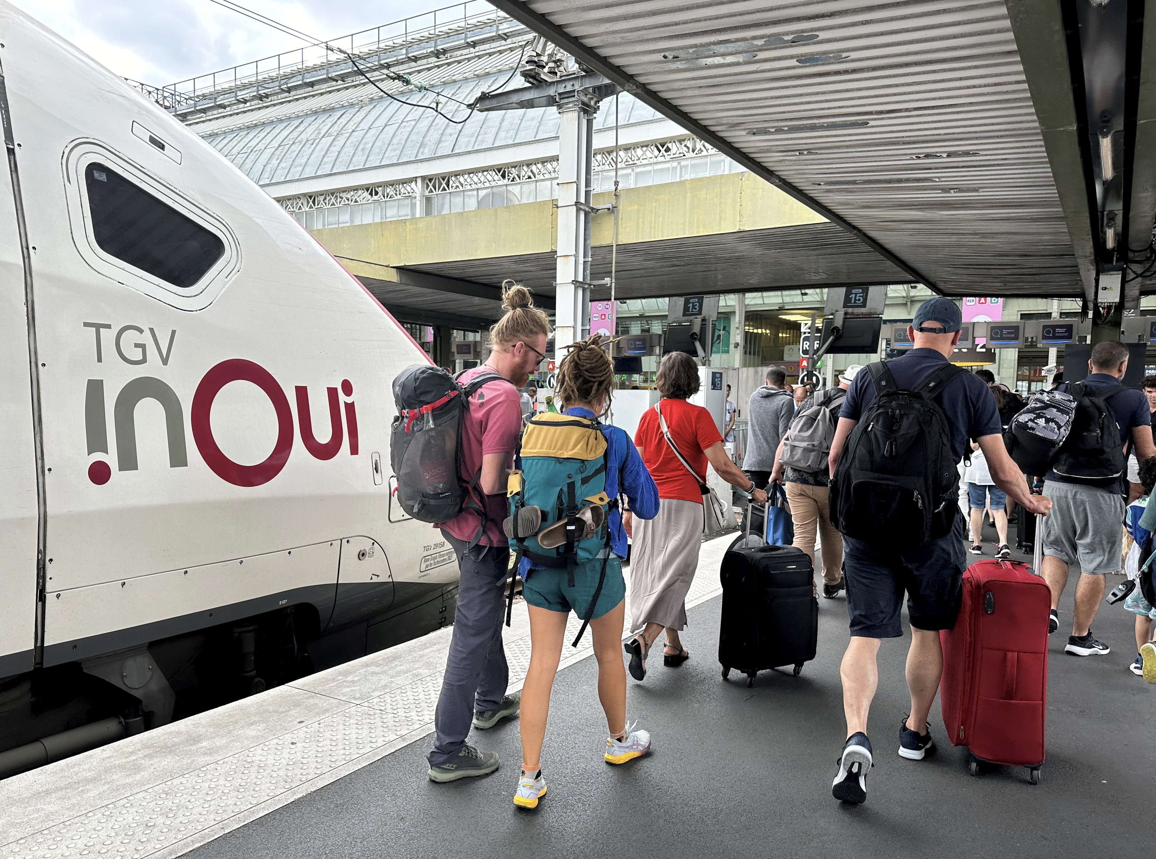 TGV Sud-Est : d’importantes perturbations après un « choc » sur un train, jusqu’à 4 heures de retard à Gare de Lyon