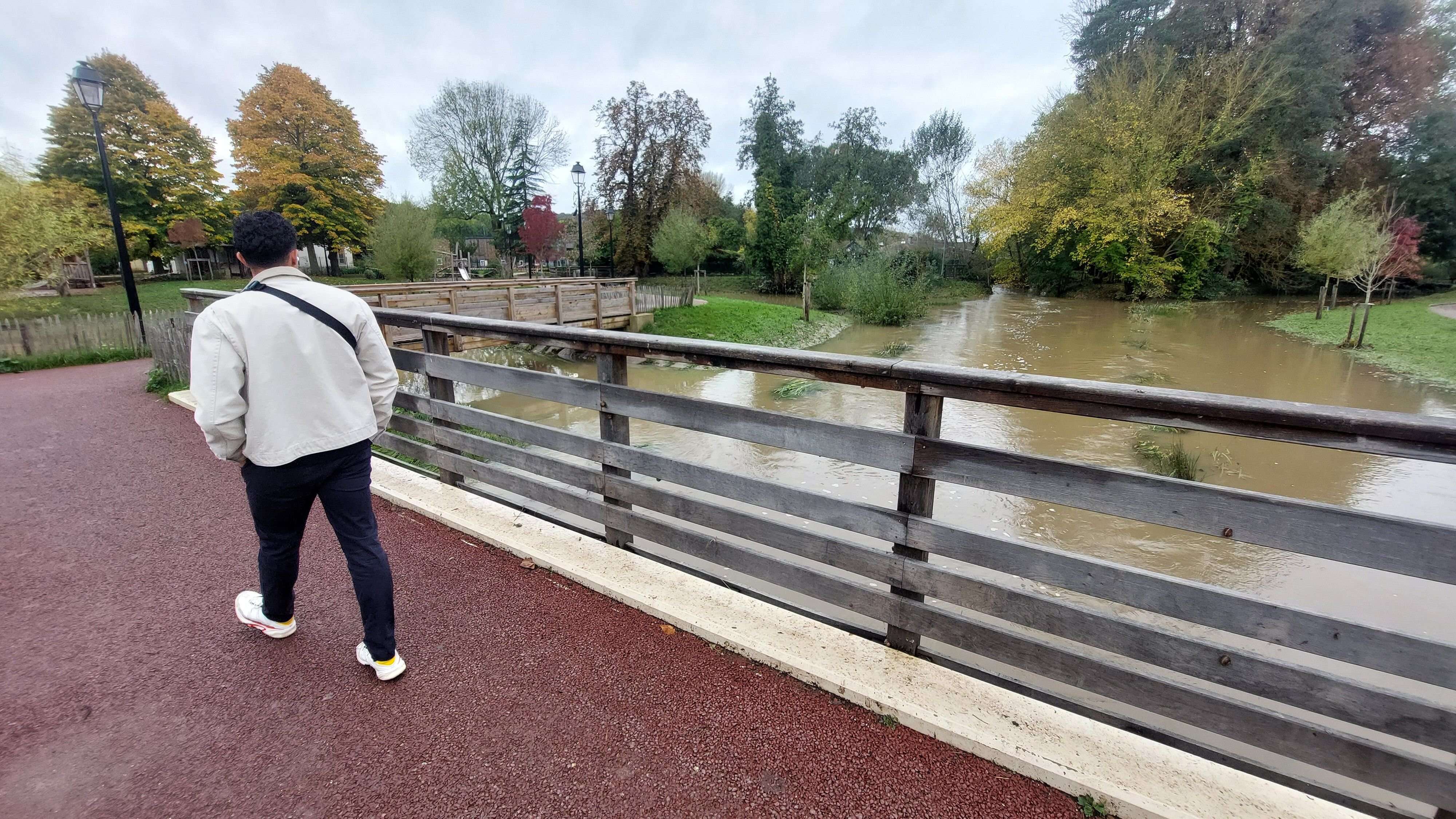 A Saint-Rémy-lès-Chevreuse : concert caritatif et curiosité locale après les inondations