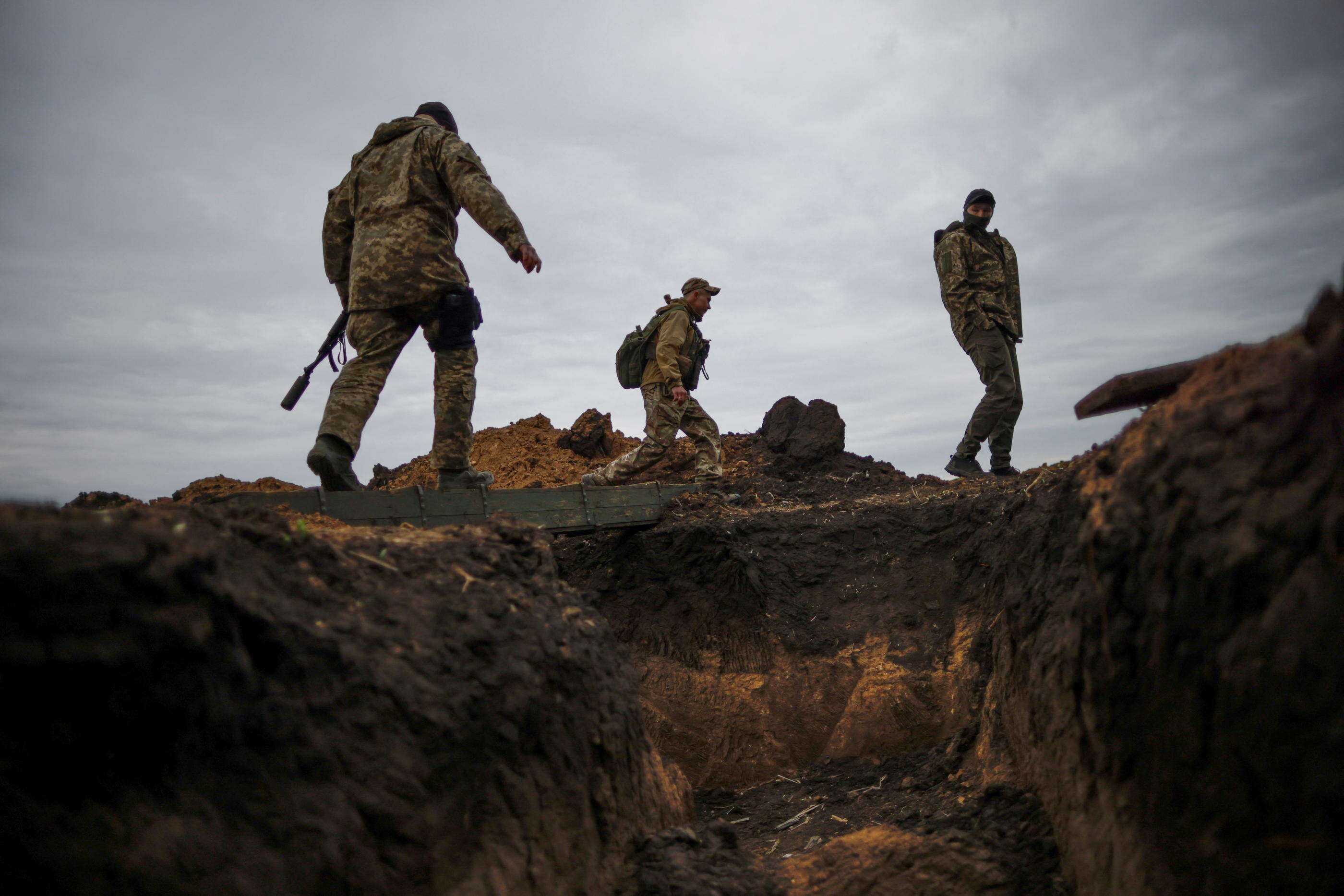 L’Union européenne veut entraîner davantage de soldats ukrainiens, mais pas en Ukraine