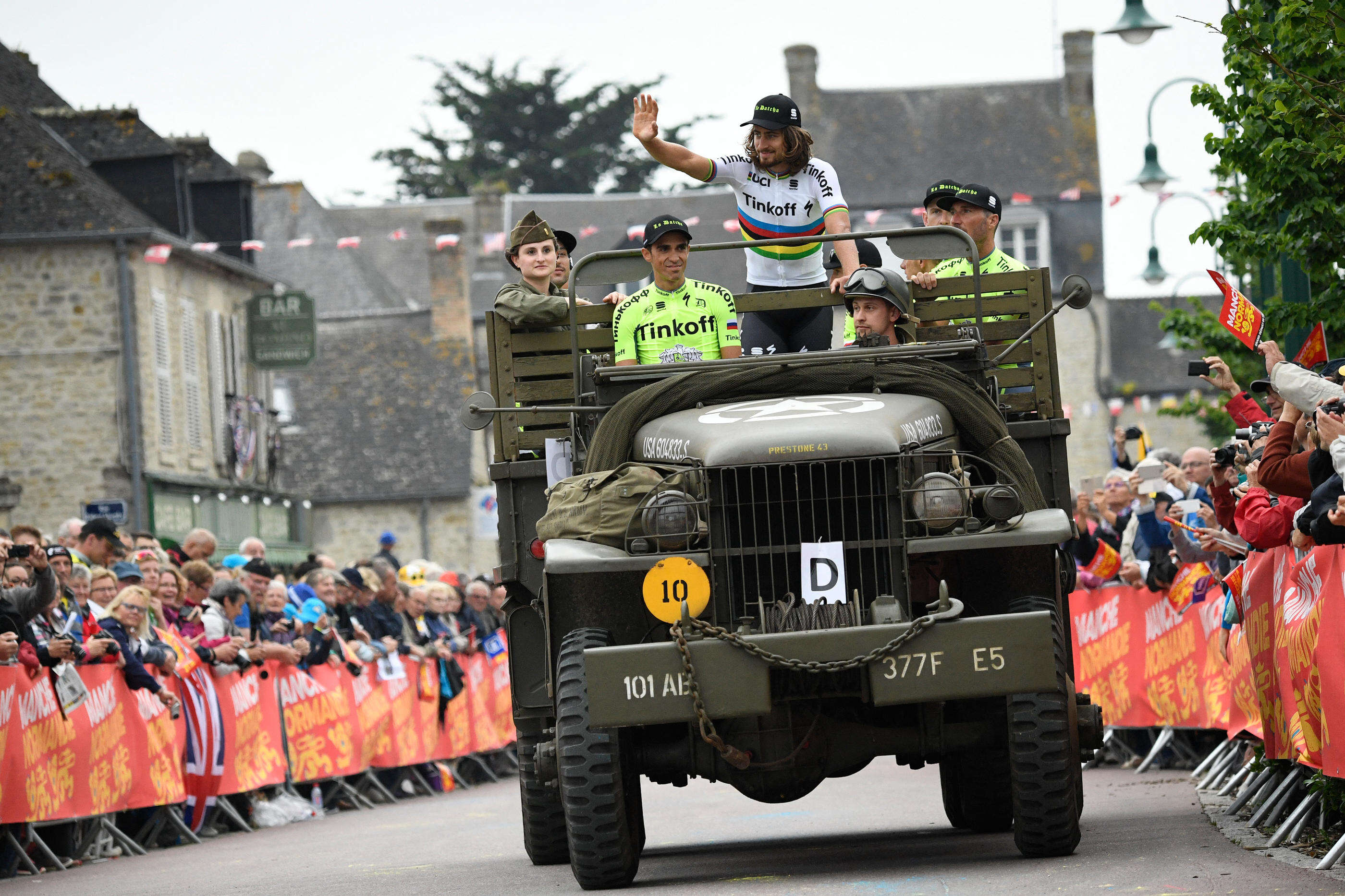 « On est aux anges ! » : le Tour de France 2025 comble la Normandie avec quatre villes-étapes