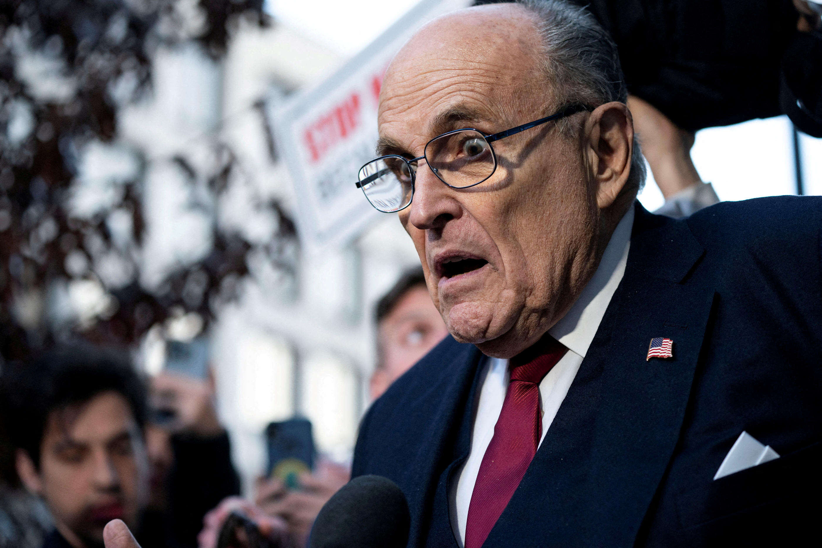 L’ancien avocat de Donald Trump, Rudy Giuliani obligé de se séparer de son patrimoine après avoir été condamné en diffamation