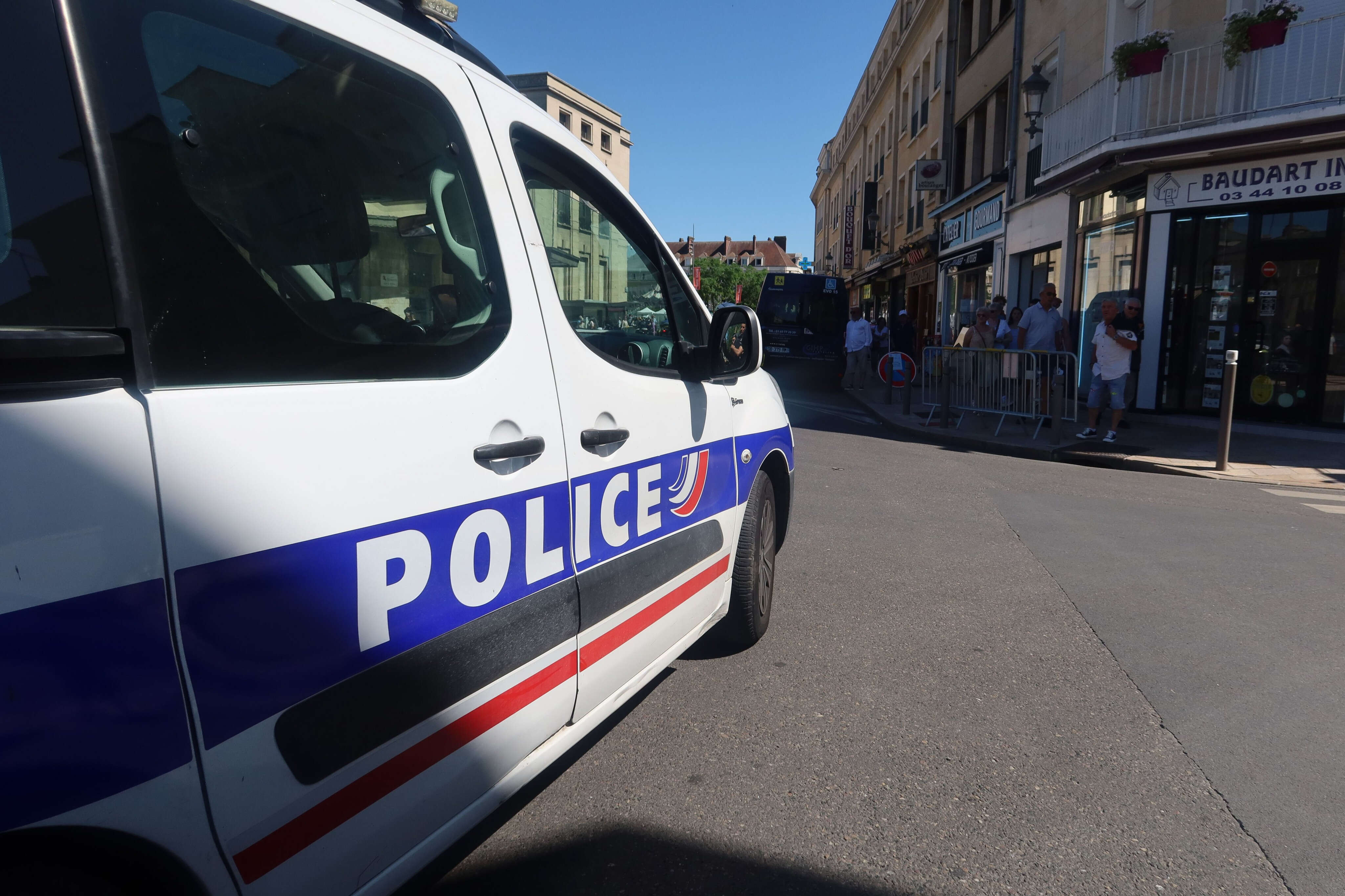 Deux victimes de coups de couteau déposées aux urgences de Beauvais : un homme de 30 ans interpellé