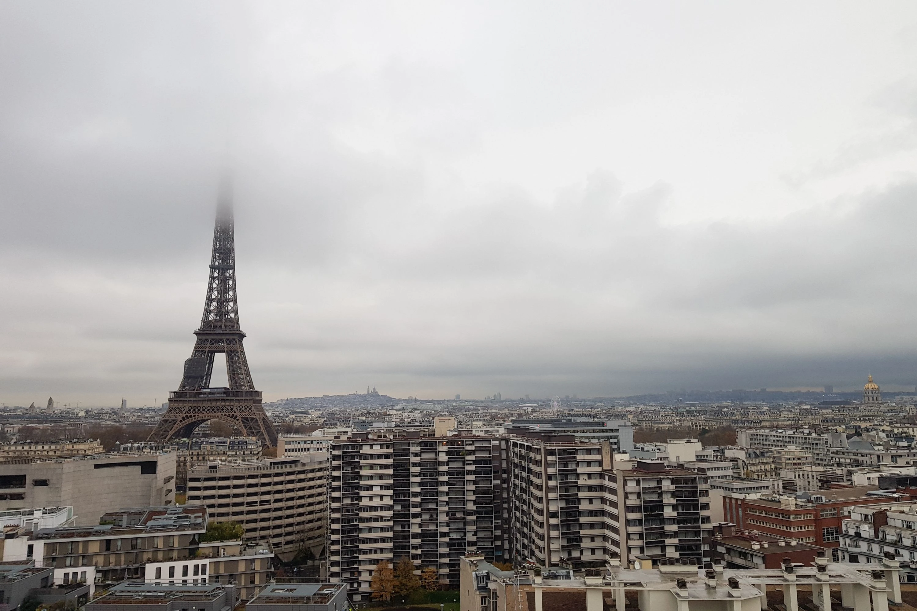 Pourquoi il a fait plus froid et moins beau que prévu mercredi à Paris et dans les Hauts-de-France