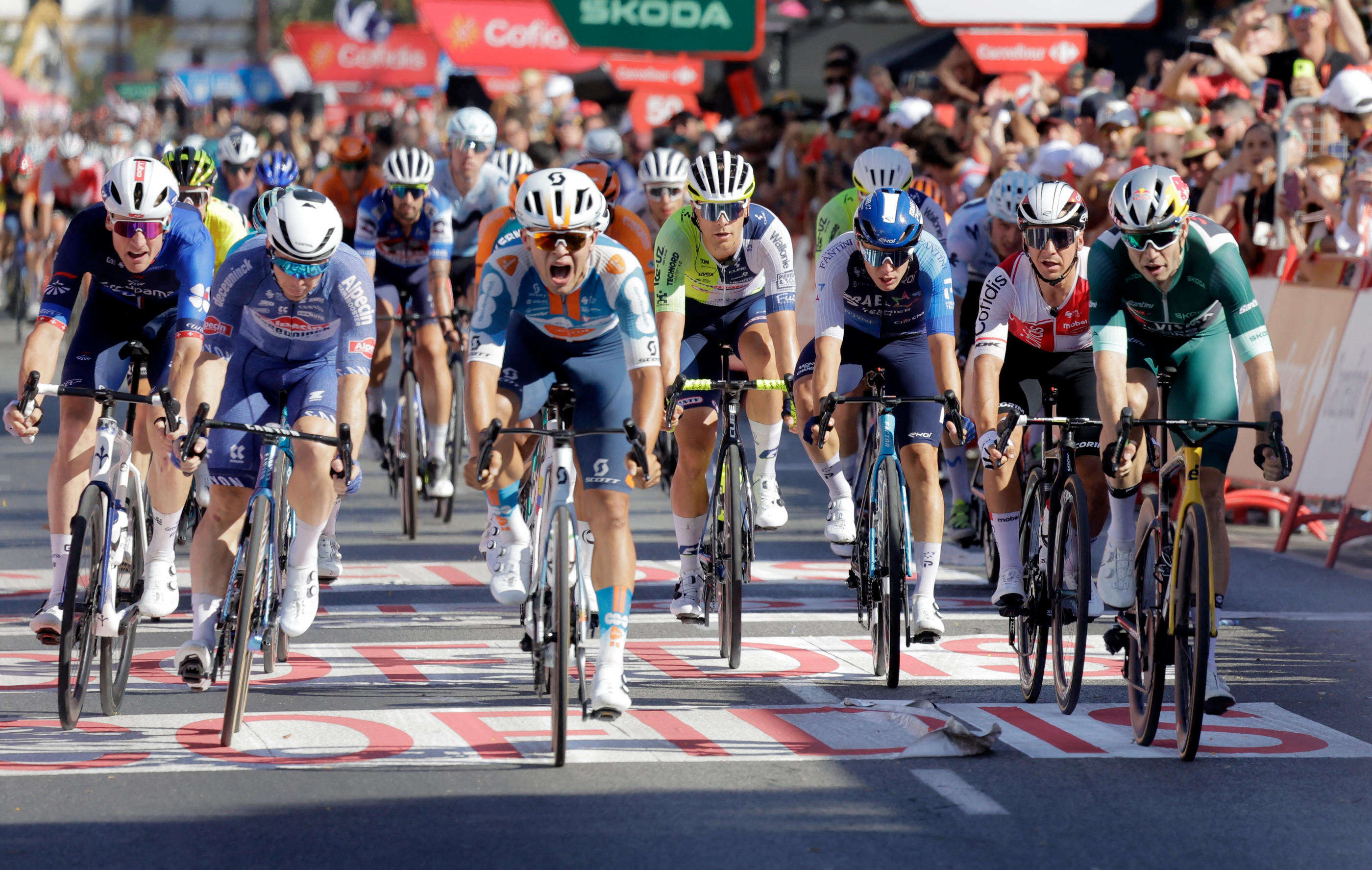 Vuelta : Pavel Bittner remporte la 5e étape au sprint devant Wout van Aert