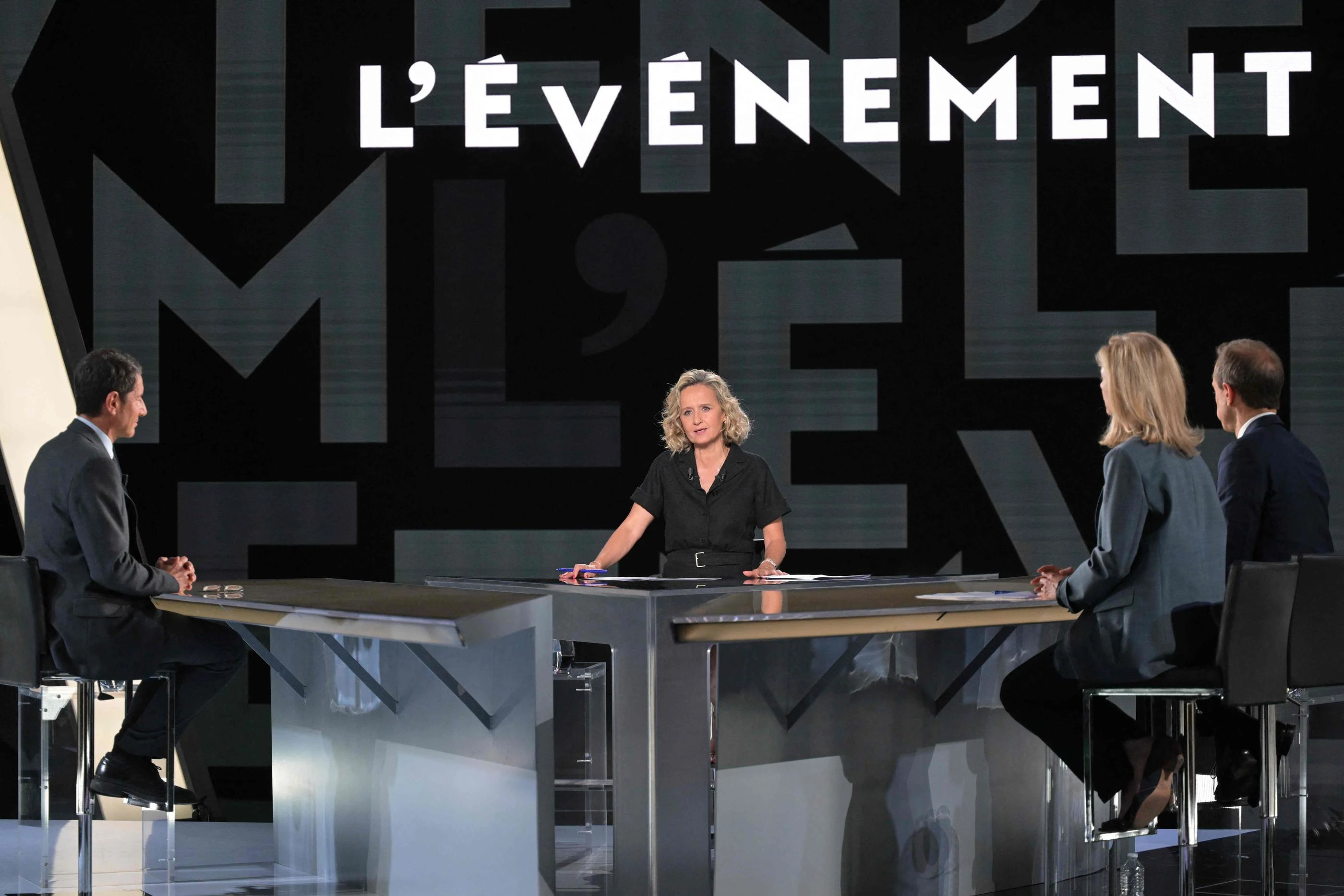 Audiences TV : les fictions rediffusées de TF 1 et France 3 devant l’émission politique de France 2
