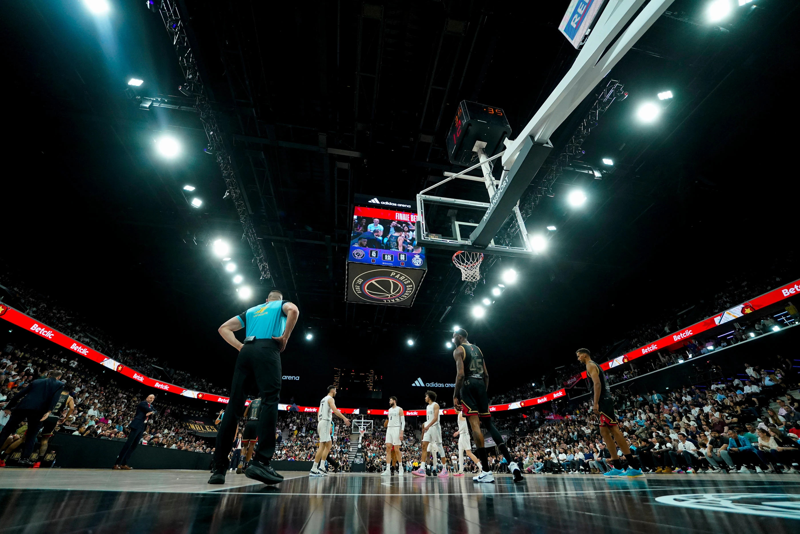 Tiago Splitter, ex-coéquipier de Tony Parker en NBA, futur entraîneur du Paris basketball ?