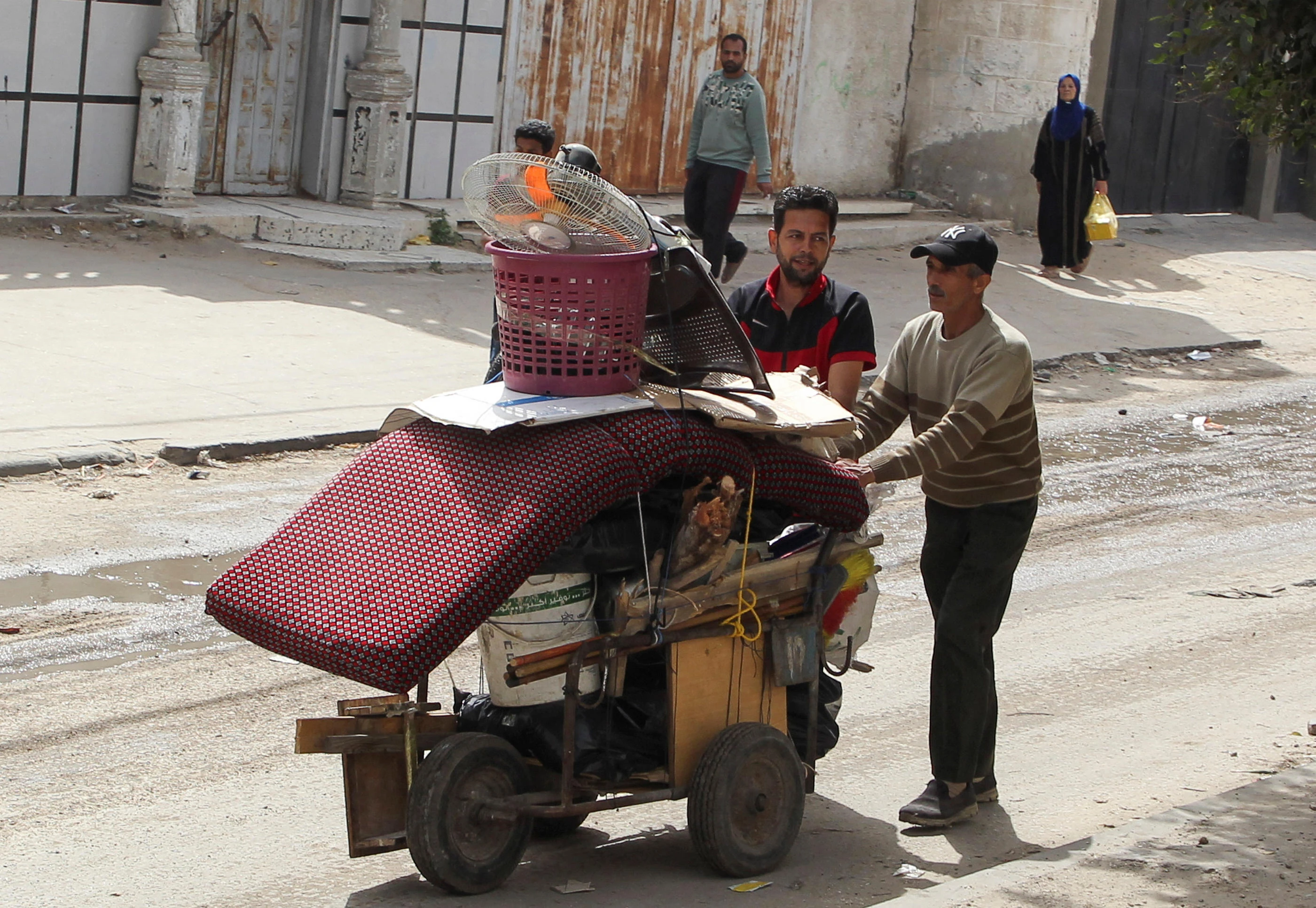 Guerre à Gaza : l’armée israélienne appelle les habitants d’autres quartiers de Rafah à évacuer
